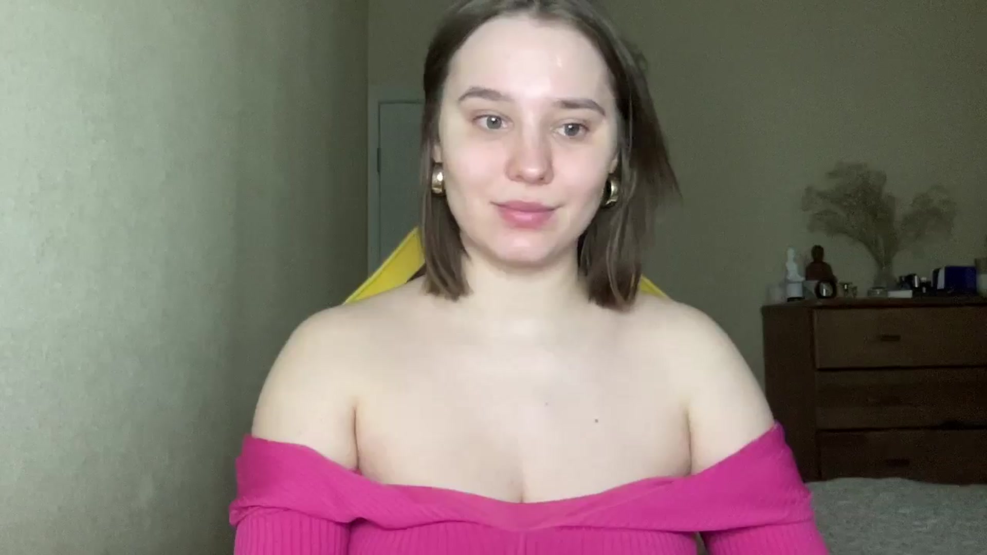 Gallery image thumbnail from TifanyTatum's myfreecams stream on, 02/25/2024, 13:10 image 12 of 20