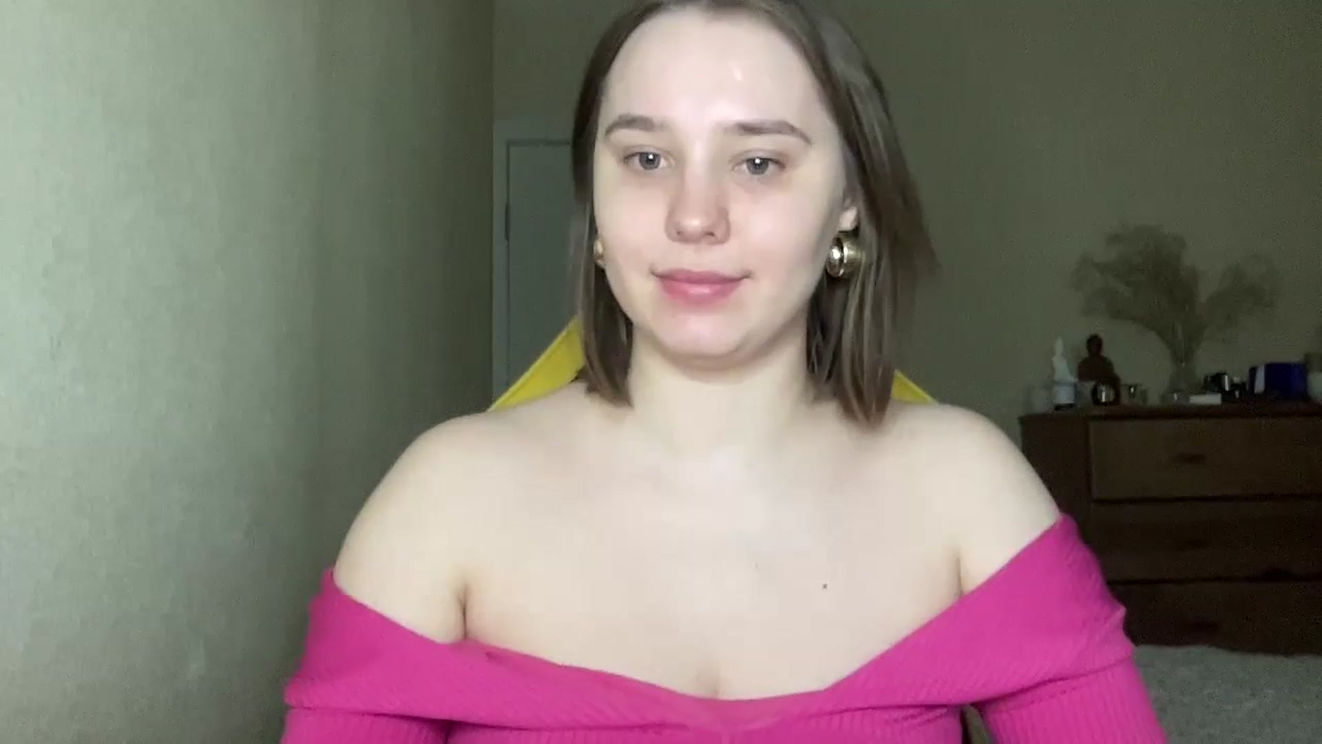 Gallery image thumbnail from TifanyTatum's myfreecams stream on, 02/25/2024, 13:10 image 17 of 20