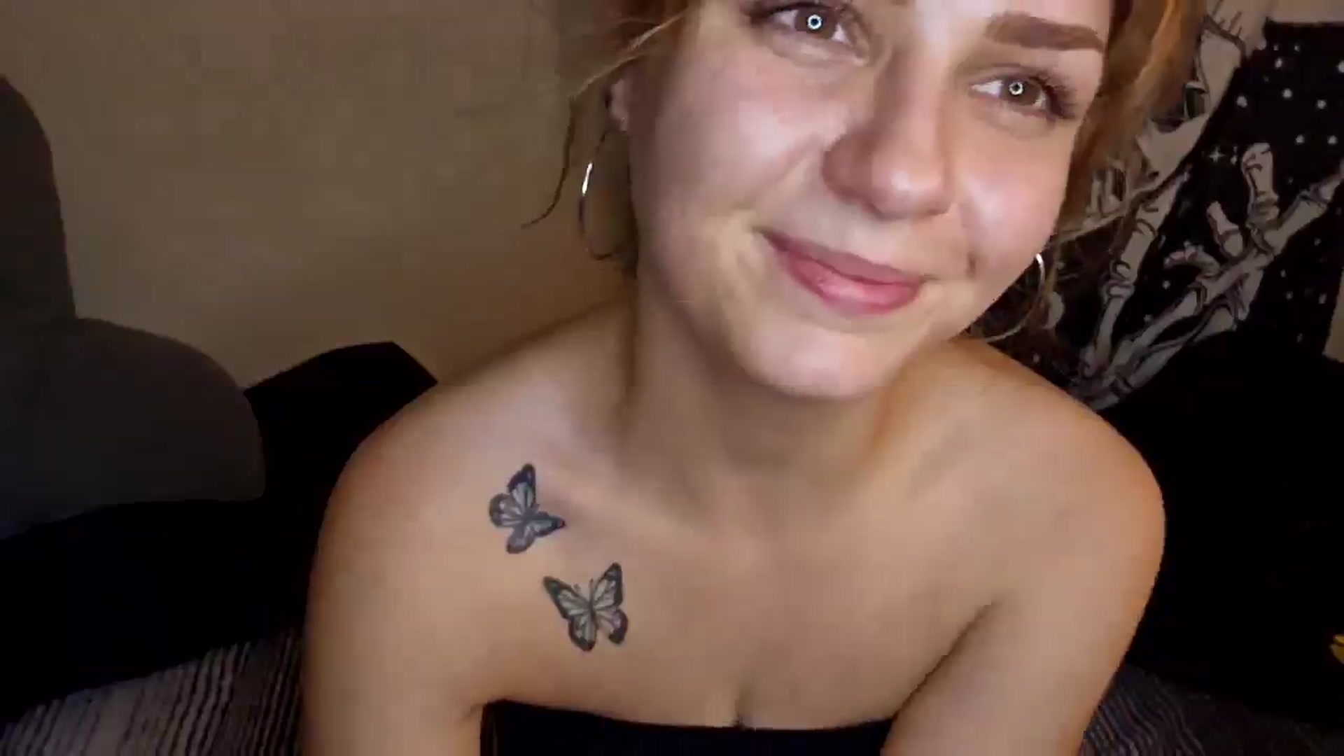 Gallery image thumbnail from TiffBaby6996's myfreecams stream on, 06/01/2025, 09:44 image 6 of 20