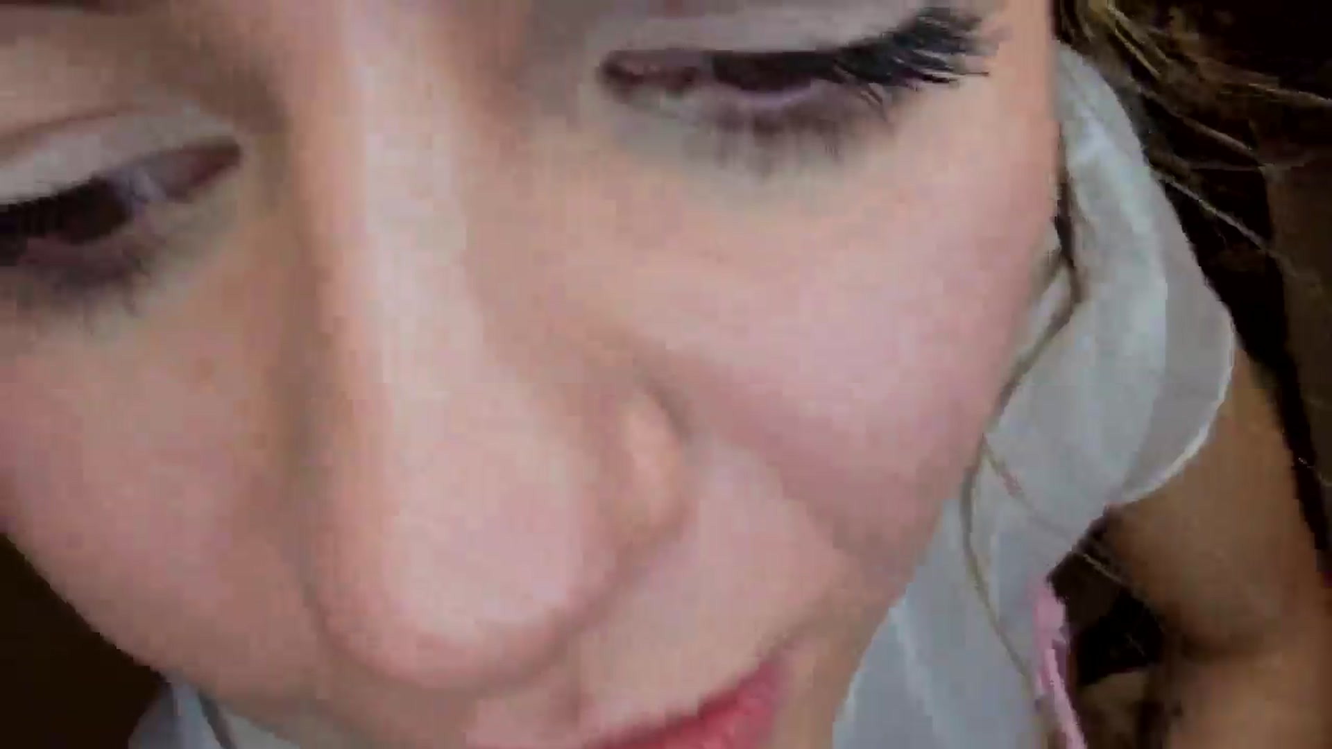 Gallery image thumbnail from TiffBaby6996's myfreecams stream on, 06/02/2025, 11:02 image 6 of 20