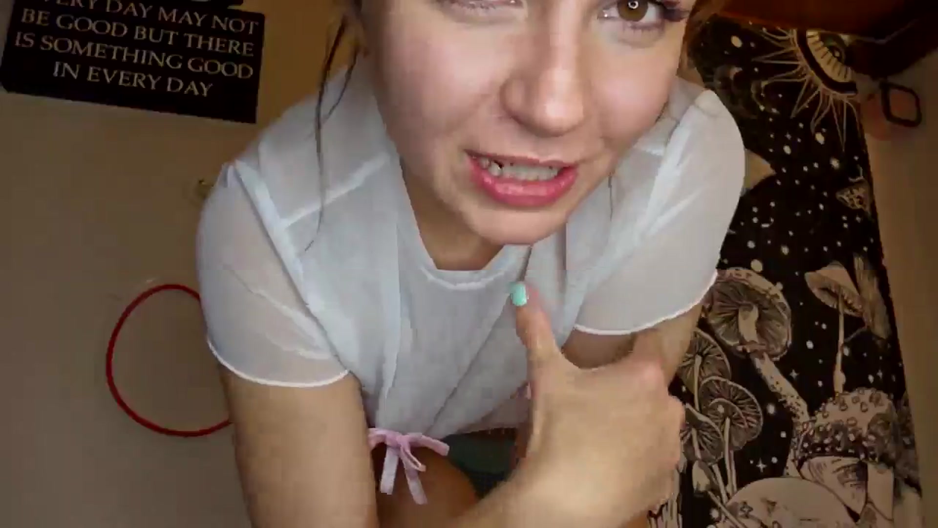 Gallery image thumbnail from TiffBaby6996's myfreecams stream on, 06/02/2025, 11:02 image 5 of 20