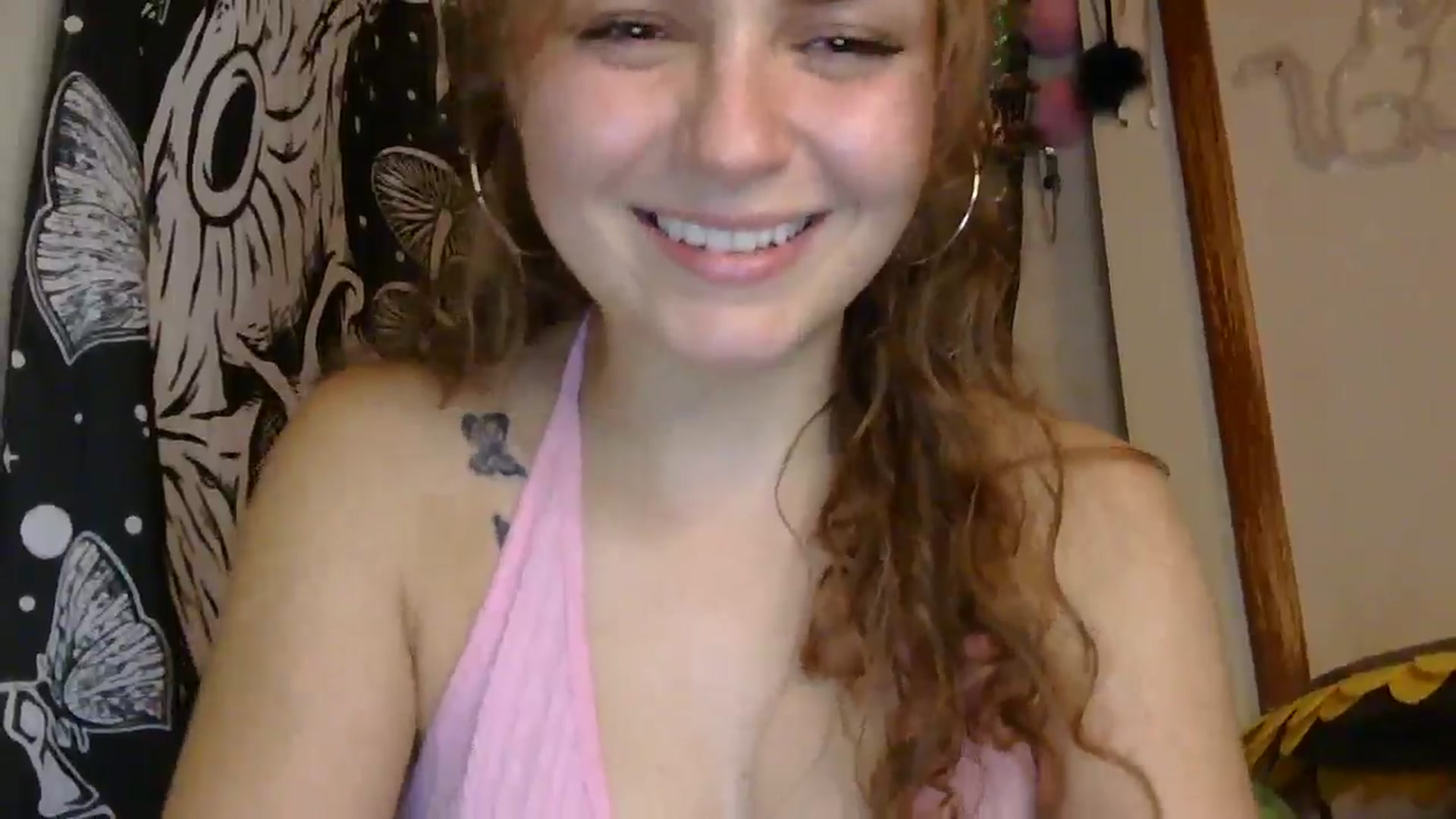 Gallery image thumbnail from TiffBaby6996's myfreecams stream on, 07/28/2025, 04:26 image 2 of 20