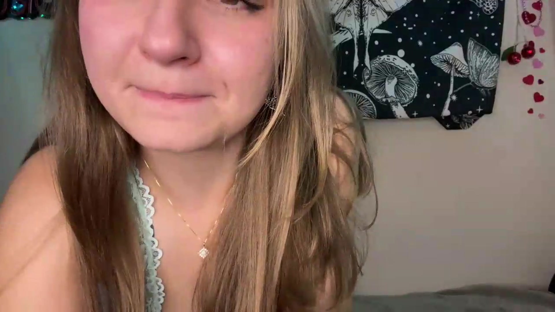 Gallery image thumbnail from TiffBaby6996's myfreecams stream on, 08/08/2026, 07:31 image 8 of 20