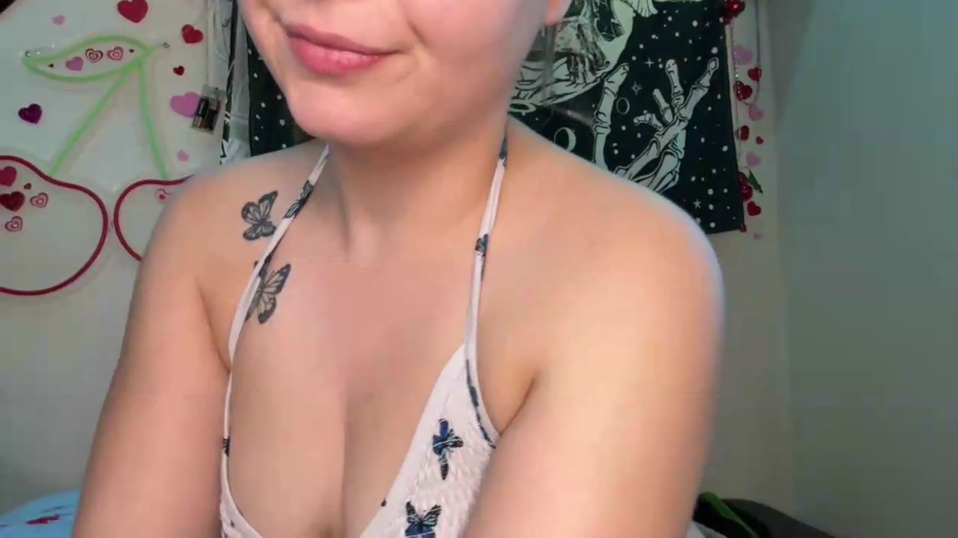 Gallery image thumbnail from TiffBaby6996's myfreecams stream on, 08/26/2026, 09:09 image 13 of 20