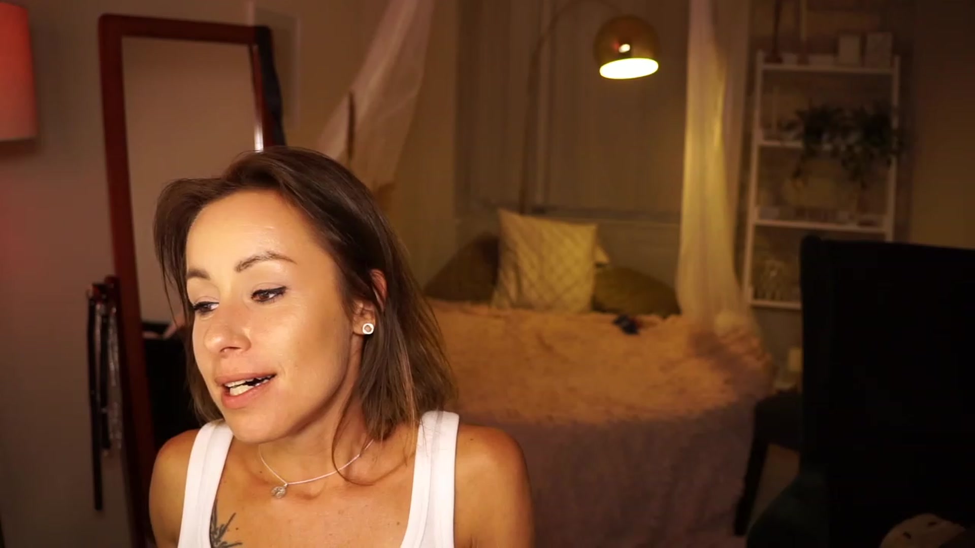 Gallery image thumbnail from TiffRussel's myfreecams stream on, 08/27/2023, 20:18 image 4 of 20
