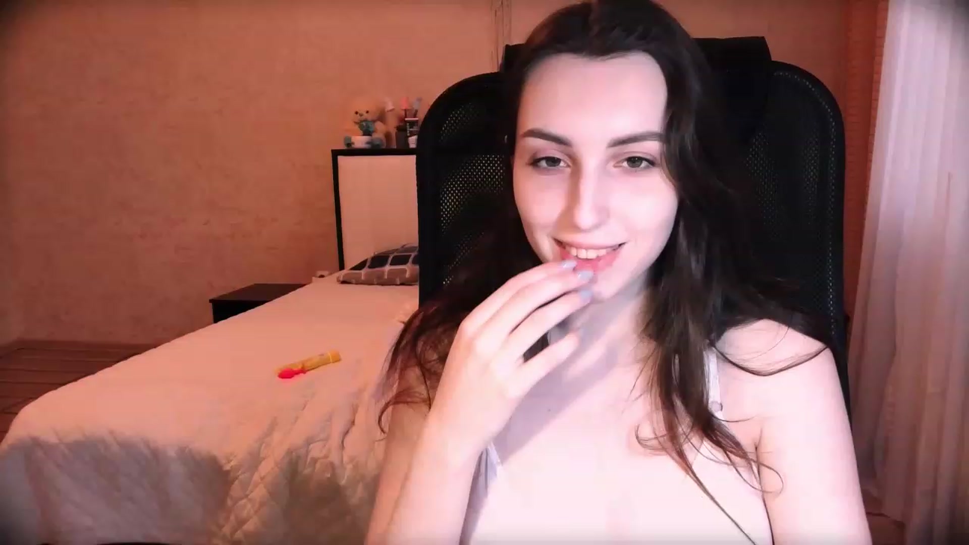 Gallery image thumbnail from Tiffani_xXx's myfreecams stream on, 12/08/2022, 09:50 image 18 of 20