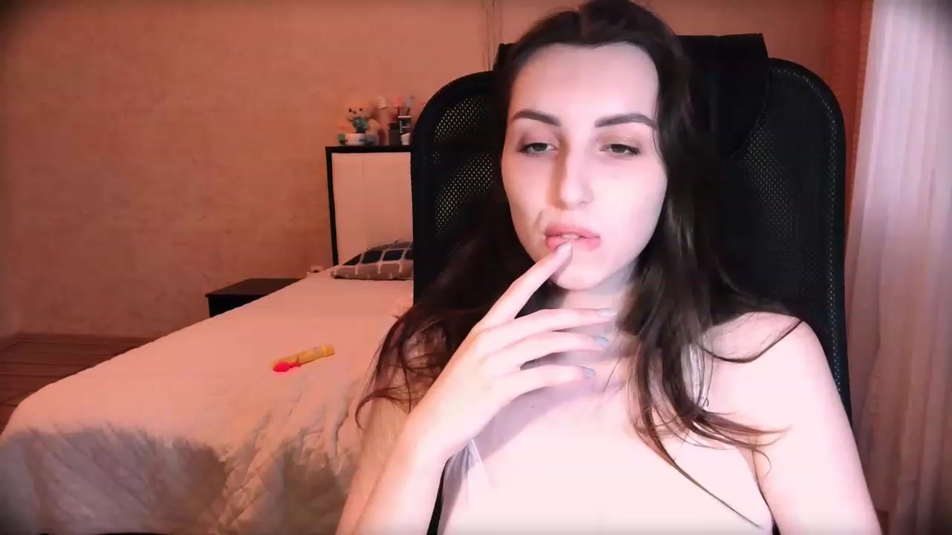 Gallery image thumbnail from Tiffani_xXx's myfreecams stream on, 12/08/2022, 09:50 image 16 of 20
