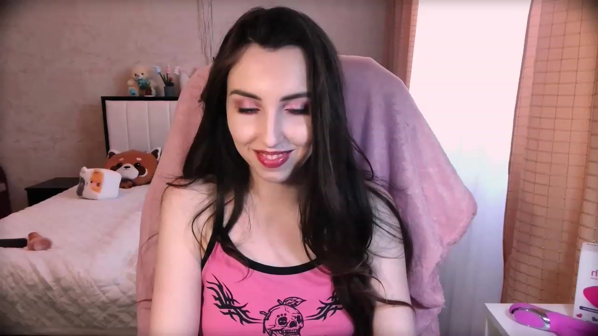 Gallery image thumbnail from Tiffani_xXx's myfreecams stream on, 02/14/2023, 09:15 image 6 of 20