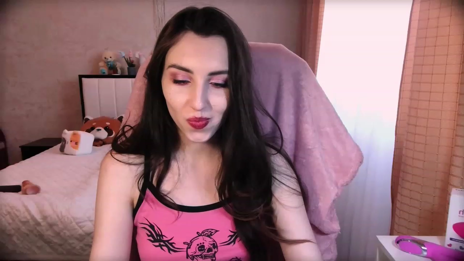 Gallery image thumbnail from Tiffani_xXx's myfreecams stream on, 02/14/2023, 09:15 image 7 of 20