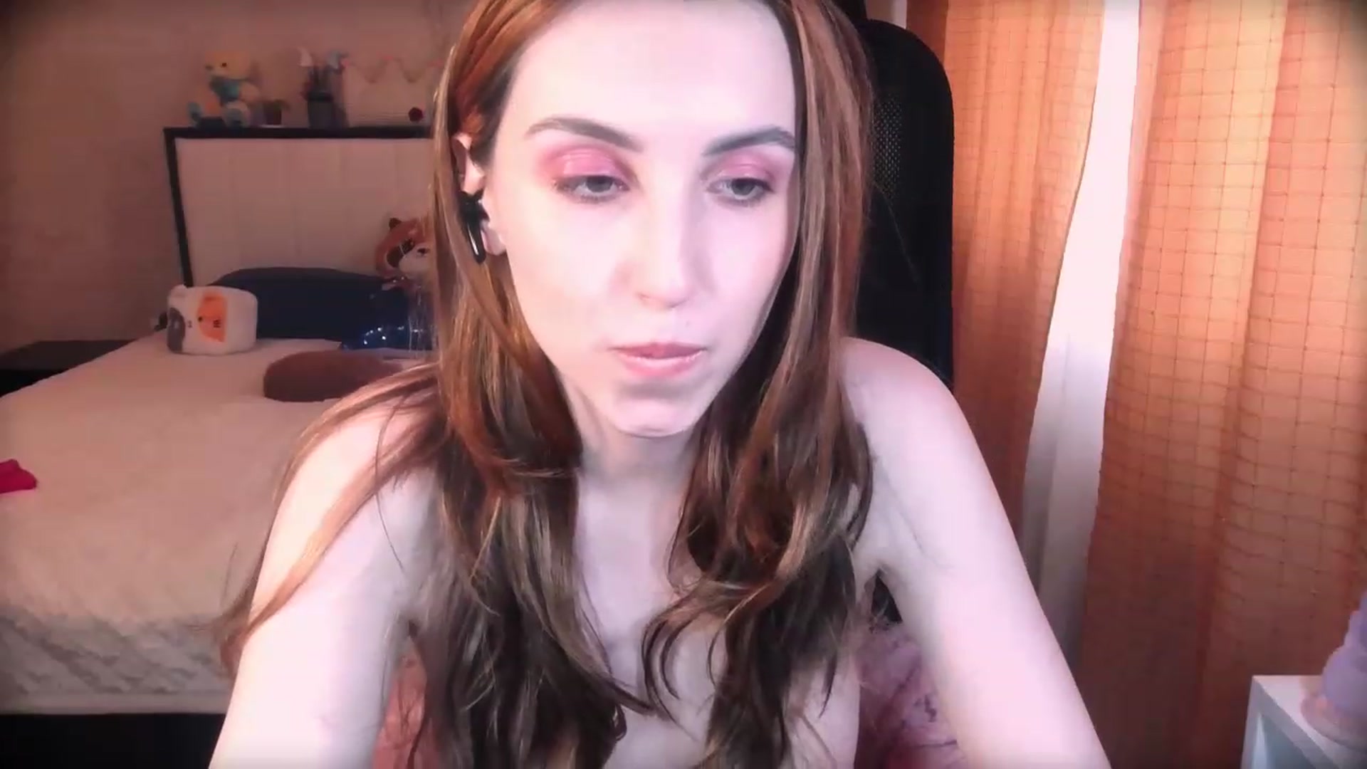 Gallery image thumbnail from Tiffani_xXx's myfreecams stream on, 05/27/2023, 09:59 image 17 of 20