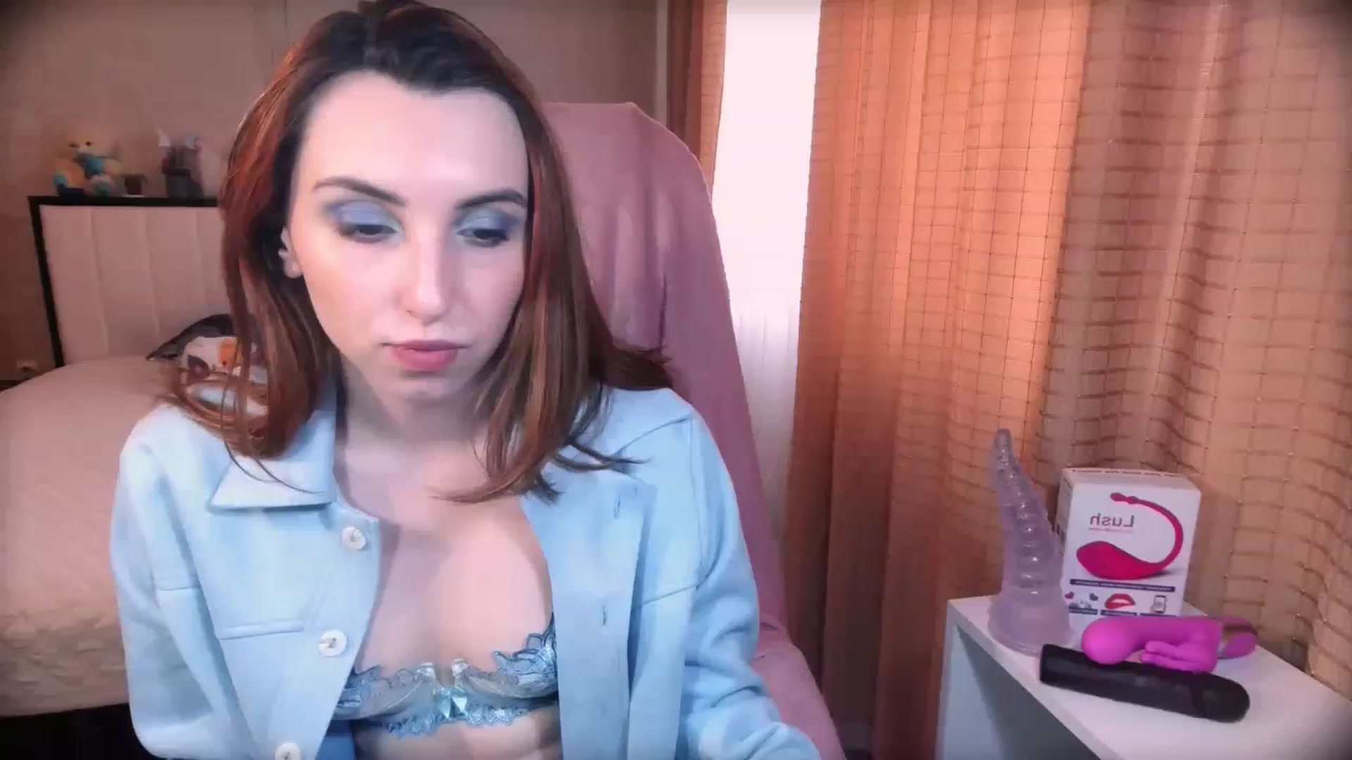 Gallery image thumbnail from Tiffani_xXx's myfreecams stream on, 05/29/2023, 09:40 image 14 of 20