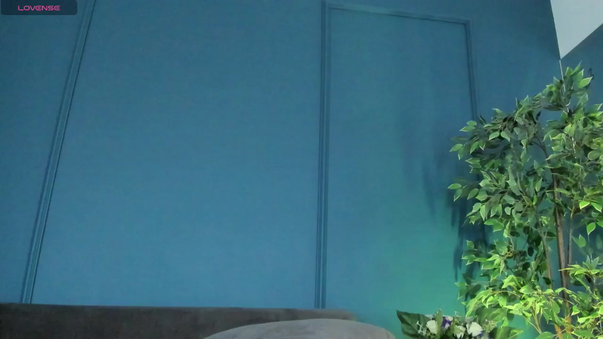 Gallery image thumbnail from TiffannyRay's myfreecams stream on, 09/12/2025, 09:23 image 1 of 20