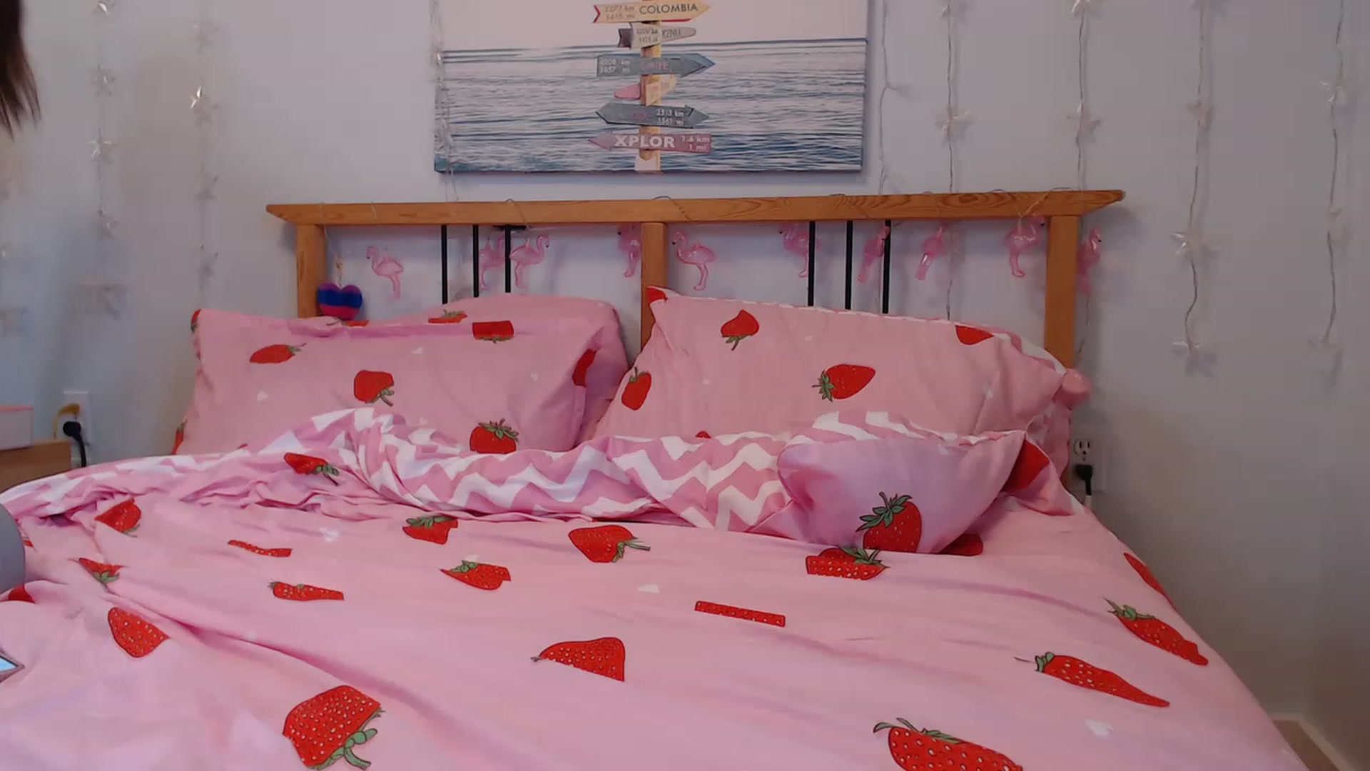 Gallery image thumbnail from TiffanyLace's myfreecams stream on, 12/07/2022, 16:31 image 1 of 20