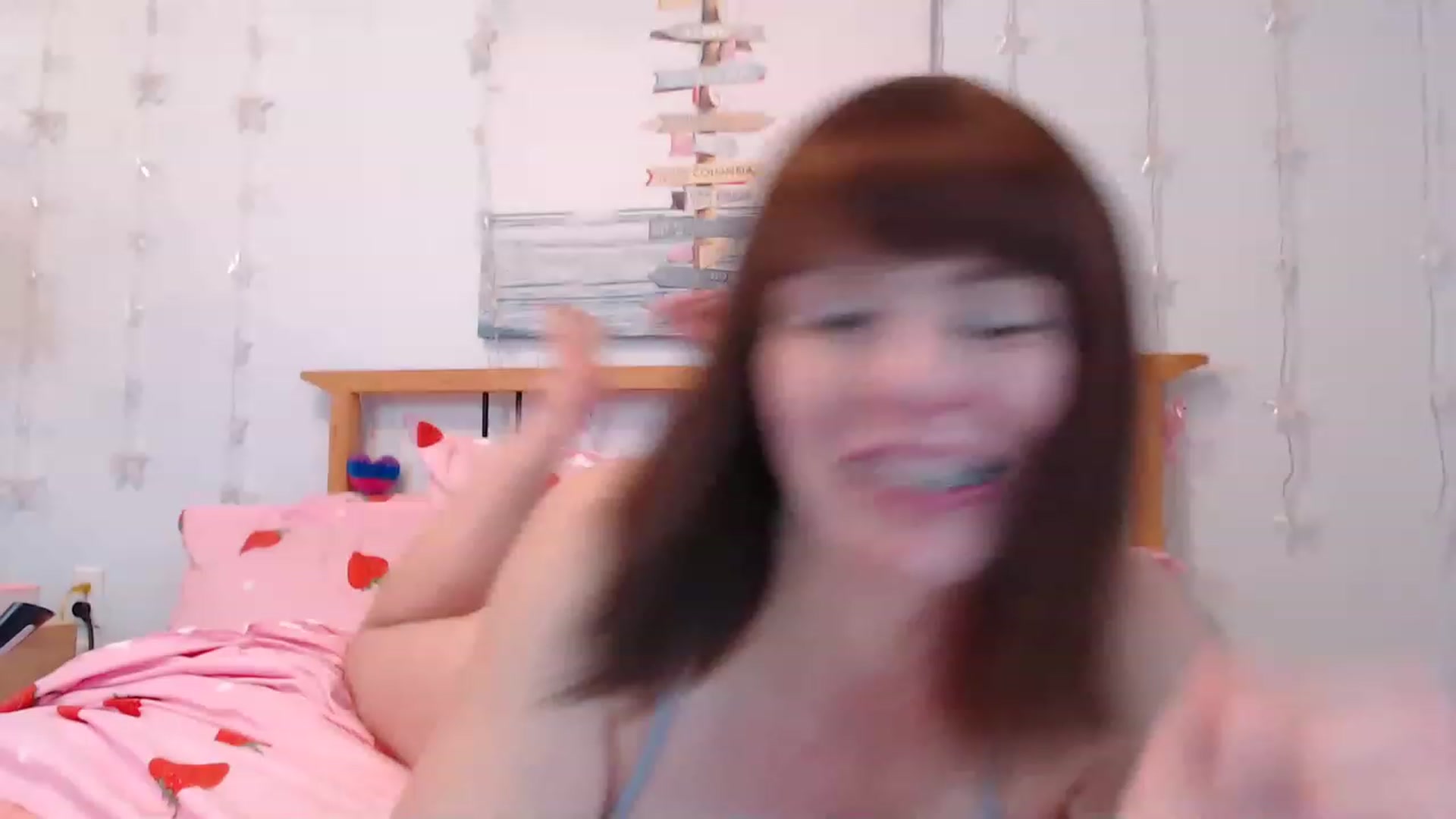 Gallery image thumbnail from TiffanyLace's myfreecams stream on, 12/07/2022, 17:37 image 14 of 20