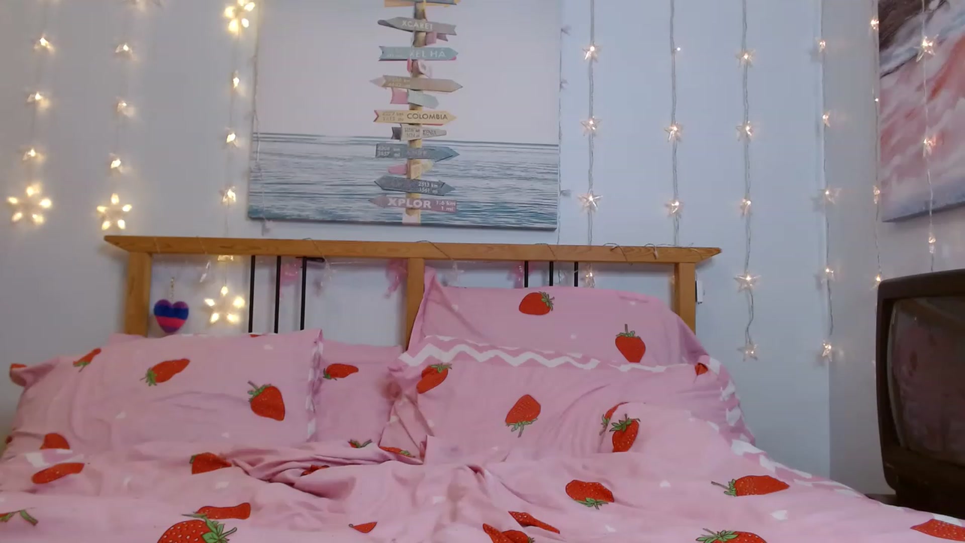 Gallery image thumbnail from TiffanyLace's myfreecams stream on, 06/04/2023, 17:05 image 20 of 20