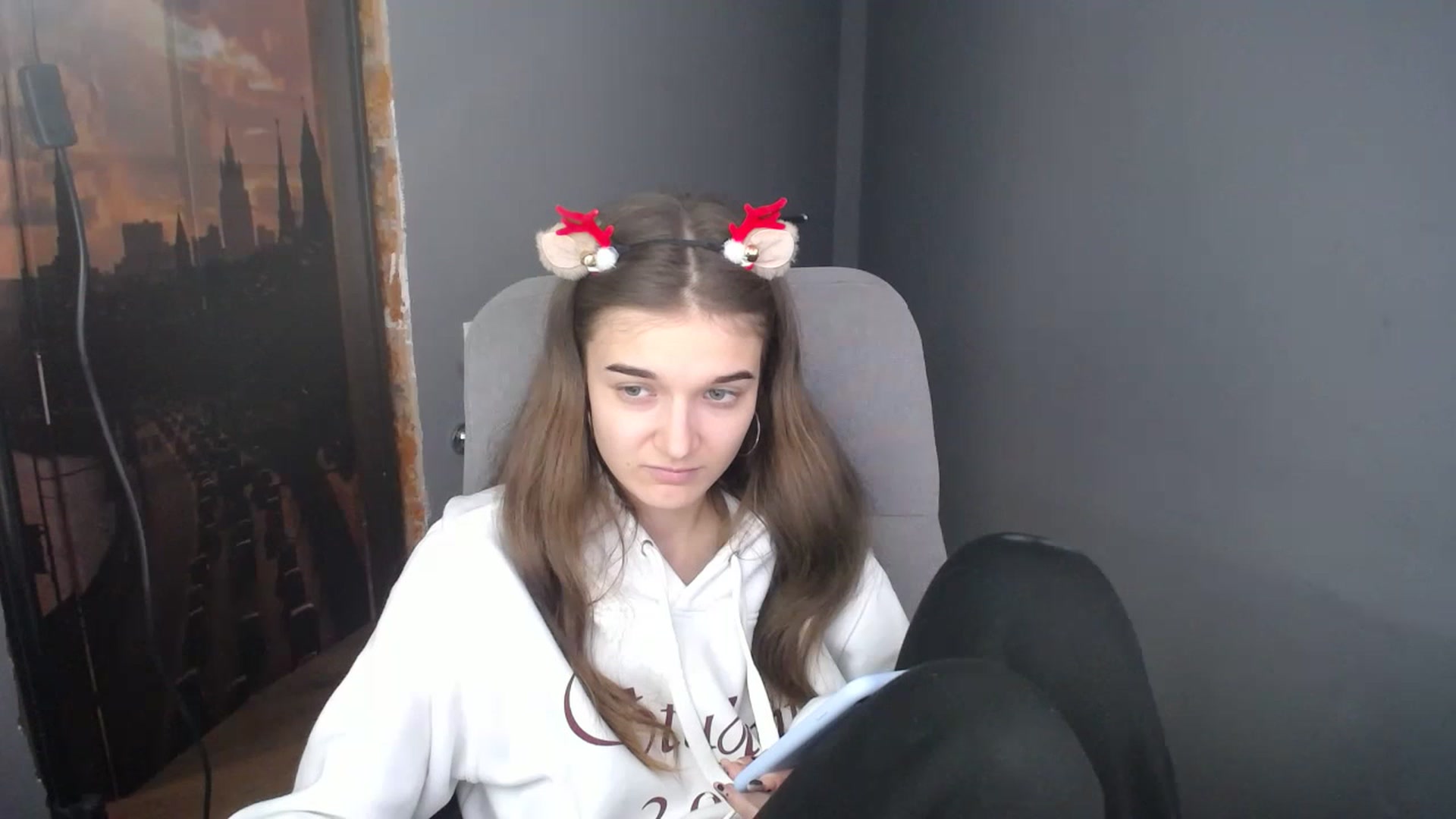 Gallery image thumbnail from TiffanyShinee's myfreecams stream on, 12/23/2022, 11:04 image 2 of 20
