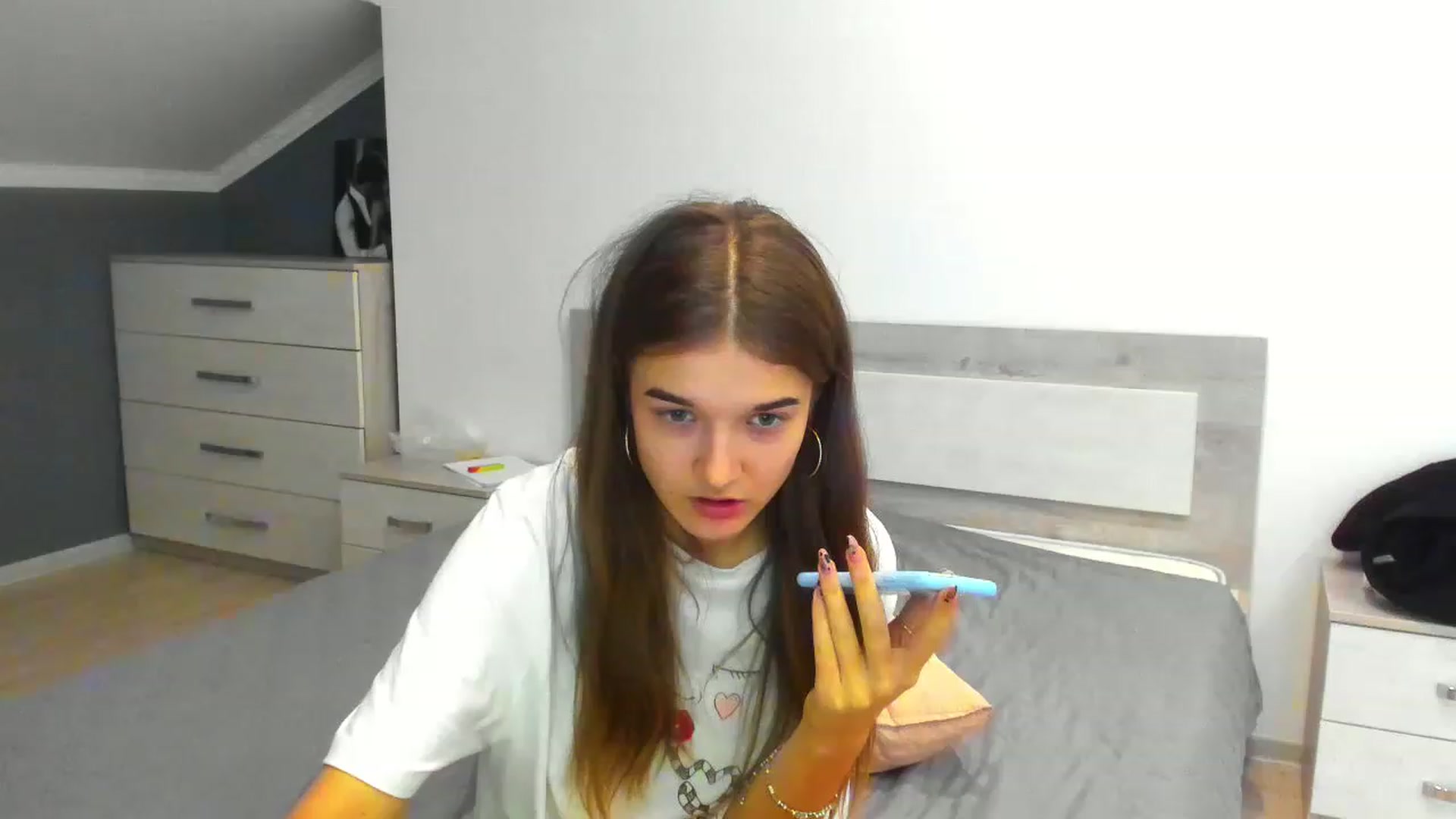 Gallery image thumbnail from TiffanyShinee's myfreecams stream on, 12/23/2022, 18:43 image 11 of 20
