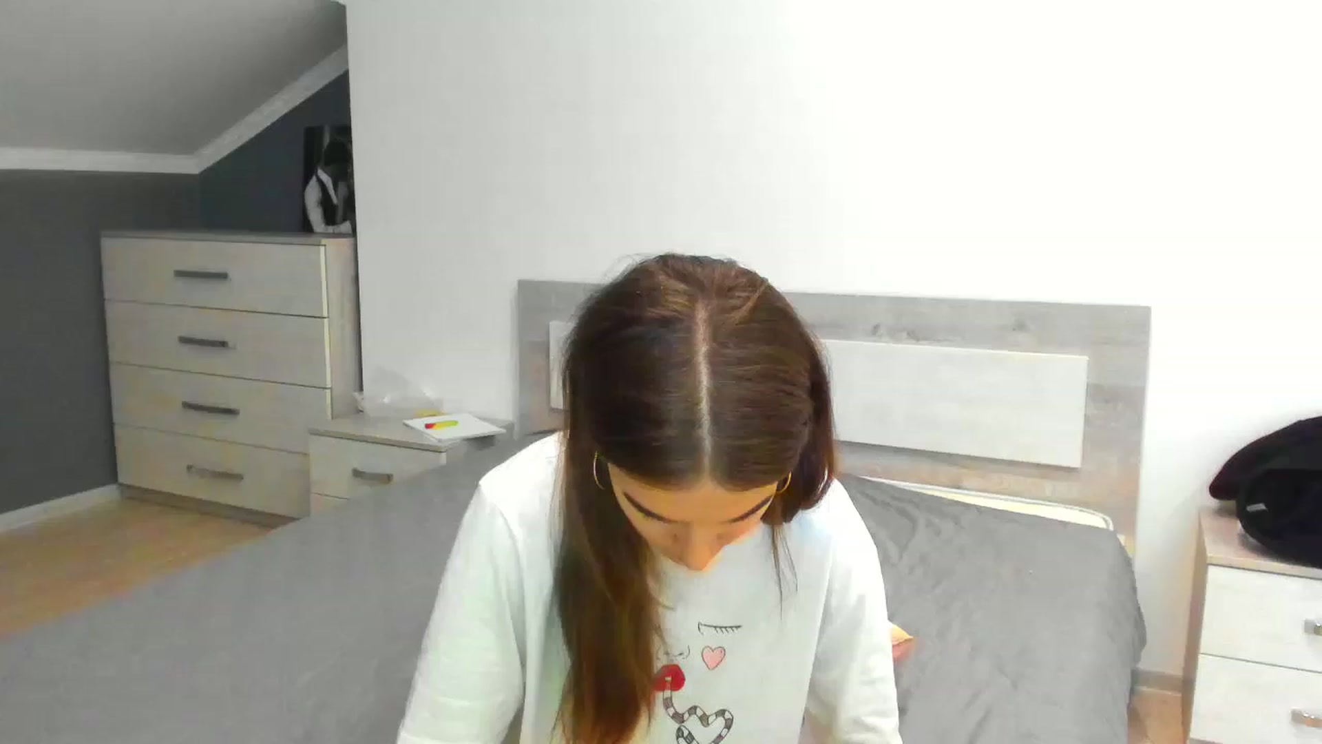 Gallery image thumbnail from TiffanyShinee's myfreecams stream on, 12/23/2022, 18:43 image 4 of 20