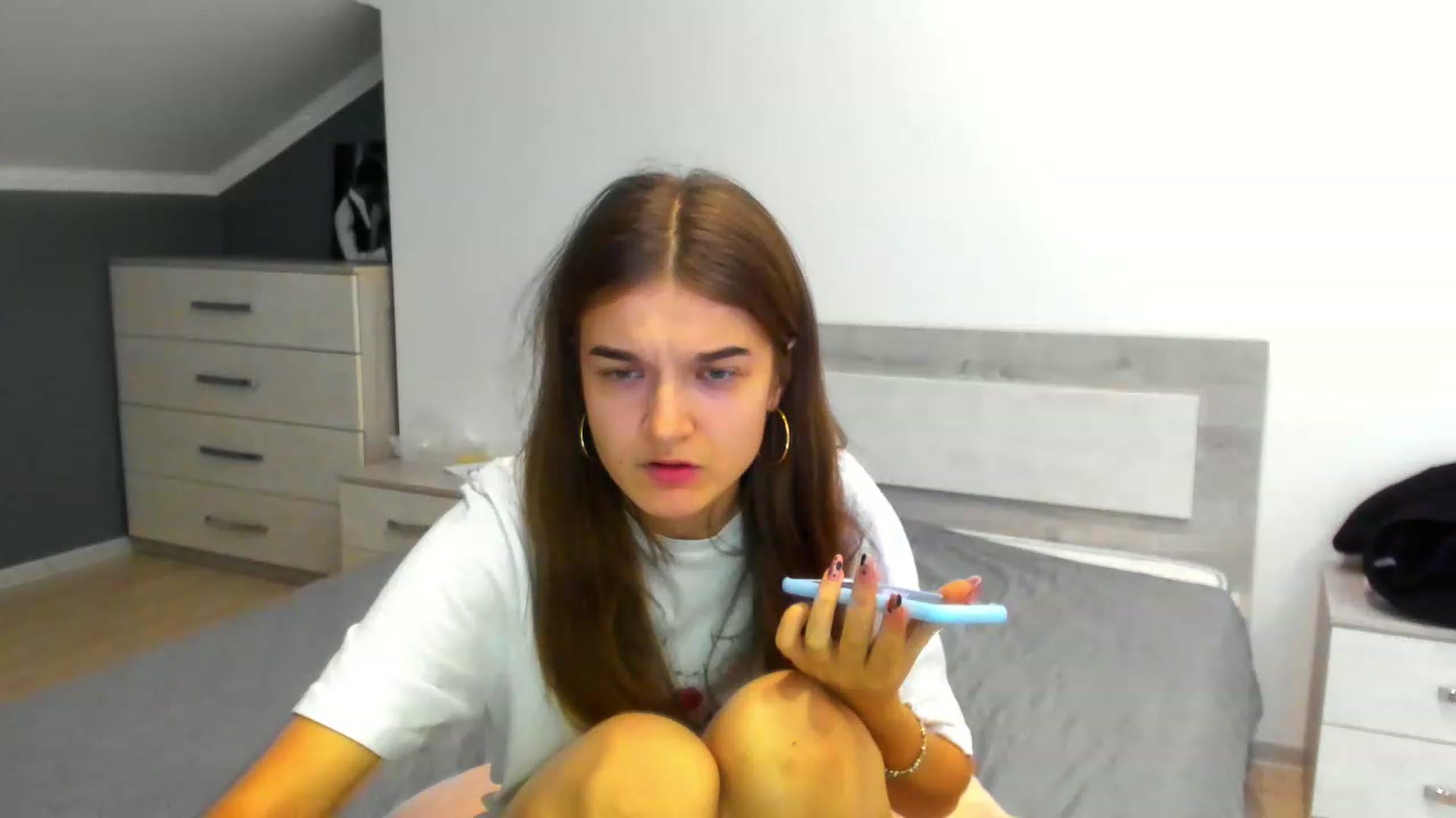 Gallery image thumbnail from TiffanyShinee's myfreecams stream on, 12/23/2022, 18:43 image 19 of 20
