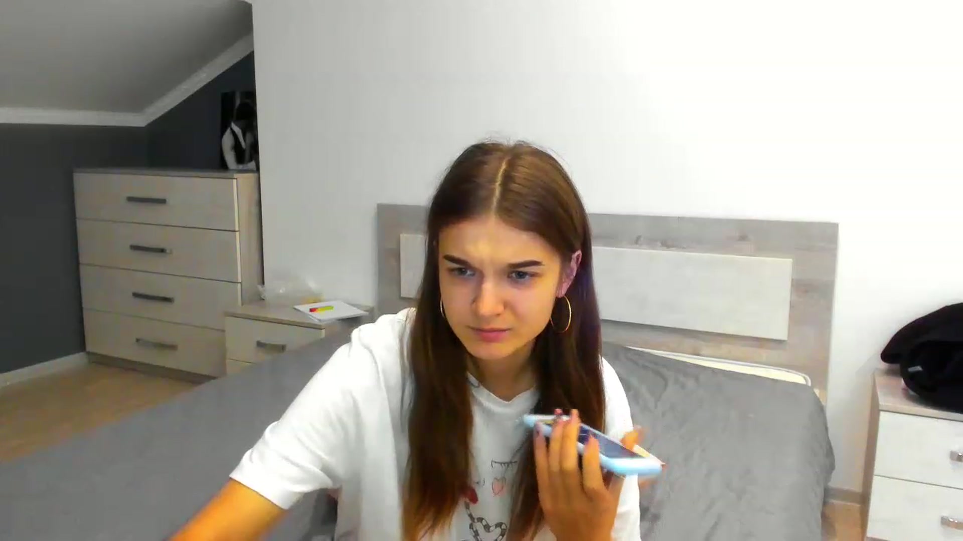Gallery image thumbnail from TiffanyShinee's myfreecams stream on, 12/23/2022, 18:43 image 6 of 20