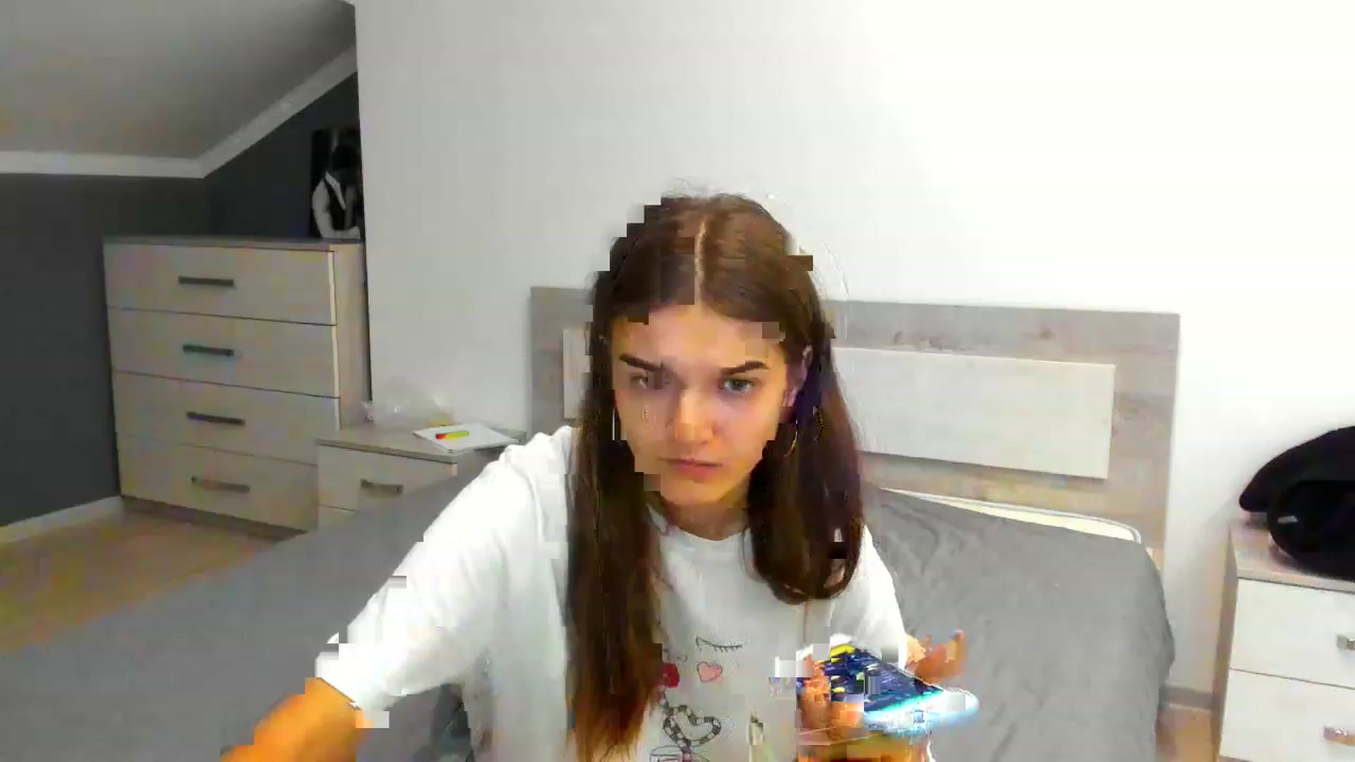Gallery image thumbnail from TiffanyShinee's myfreecams stream on, 12/23/2022, 18:43 image 5 of 20