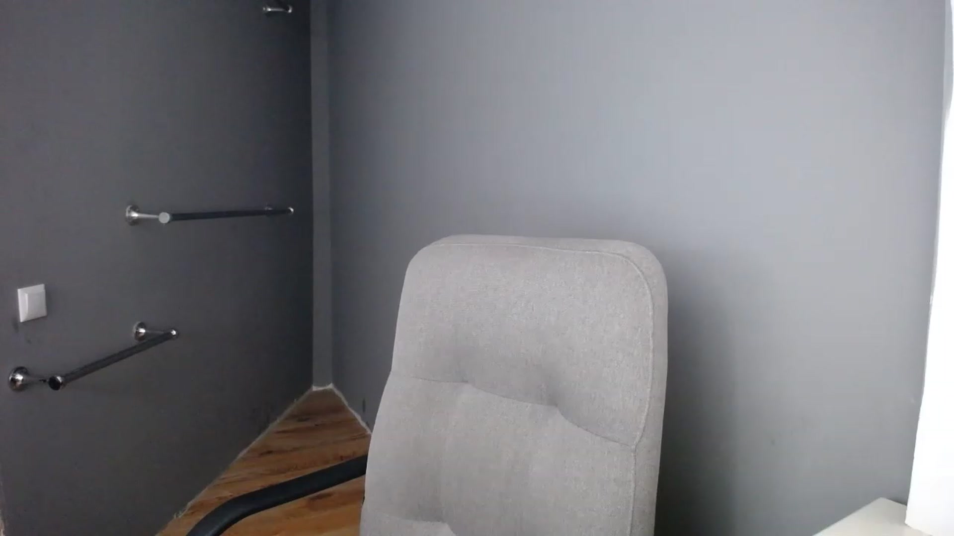Gallery image thumbnail from TiffanyShinee's myfreecams stream on, 12/24/2022, 15:31 image 19 of 20
