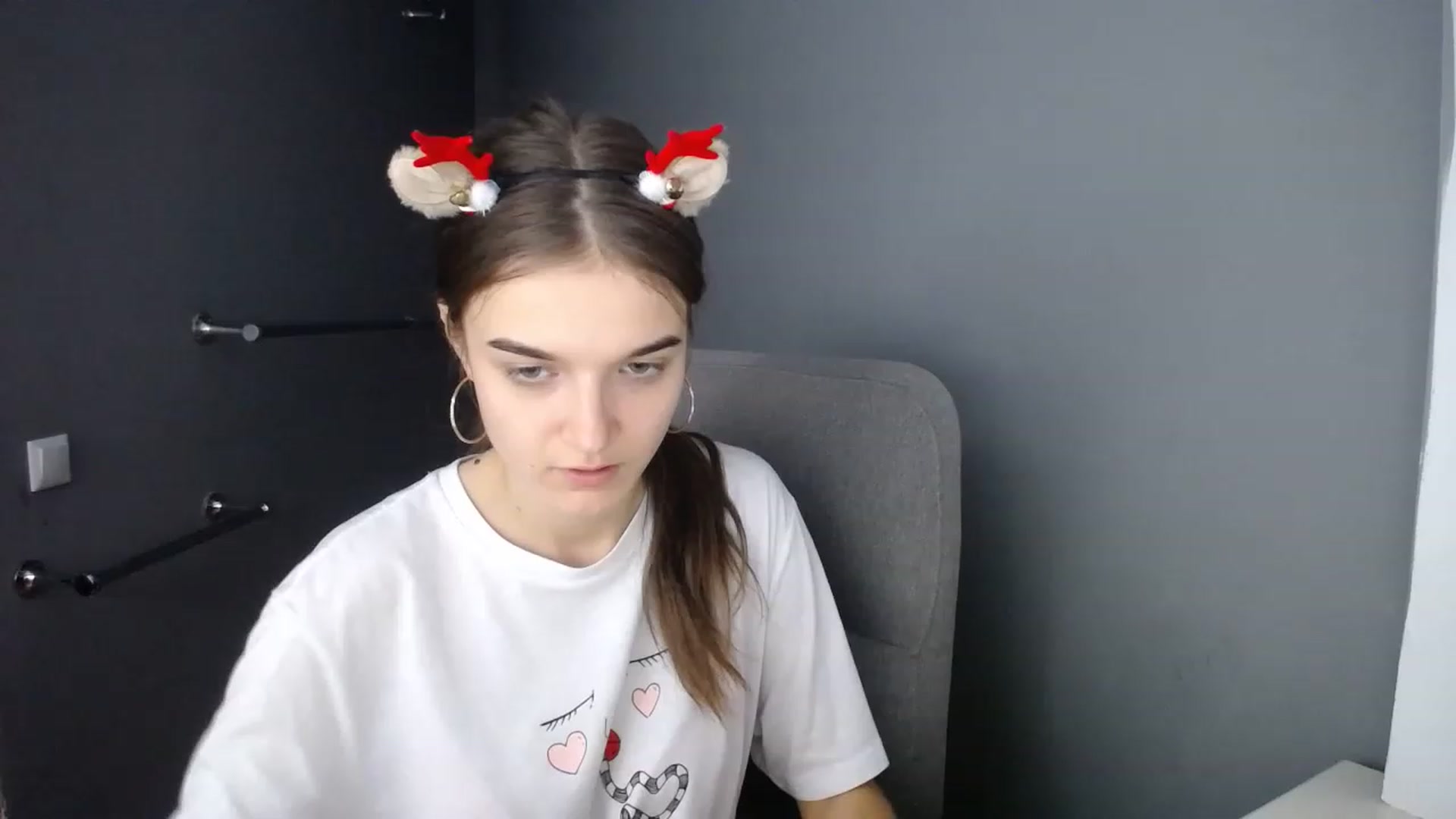 Gallery image thumbnail from TiffanyShinee's myfreecams stream on, 12/24/2022, 15:31 image 11 of 20