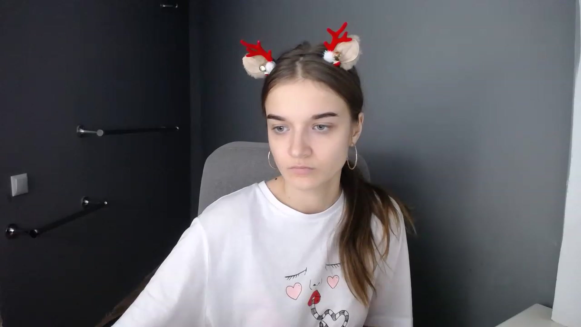 Gallery image thumbnail from TiffanyShinee's myfreecams stream on, 12/24/2022, 15:31 image 20 of 20