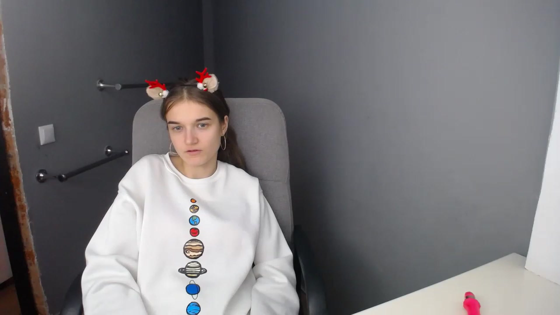 Gallery image thumbnail from TiffanyShinee's myfreecams stream on, 12/25/2022, 15:32 image 12 of 20