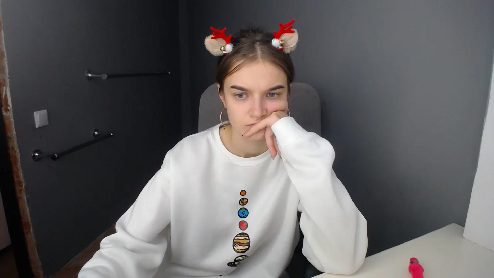 Gallery image thumbnail from TiffanyShinee's myfreecams stream on, 12/25/2022, 15:32 image 8 of 20
