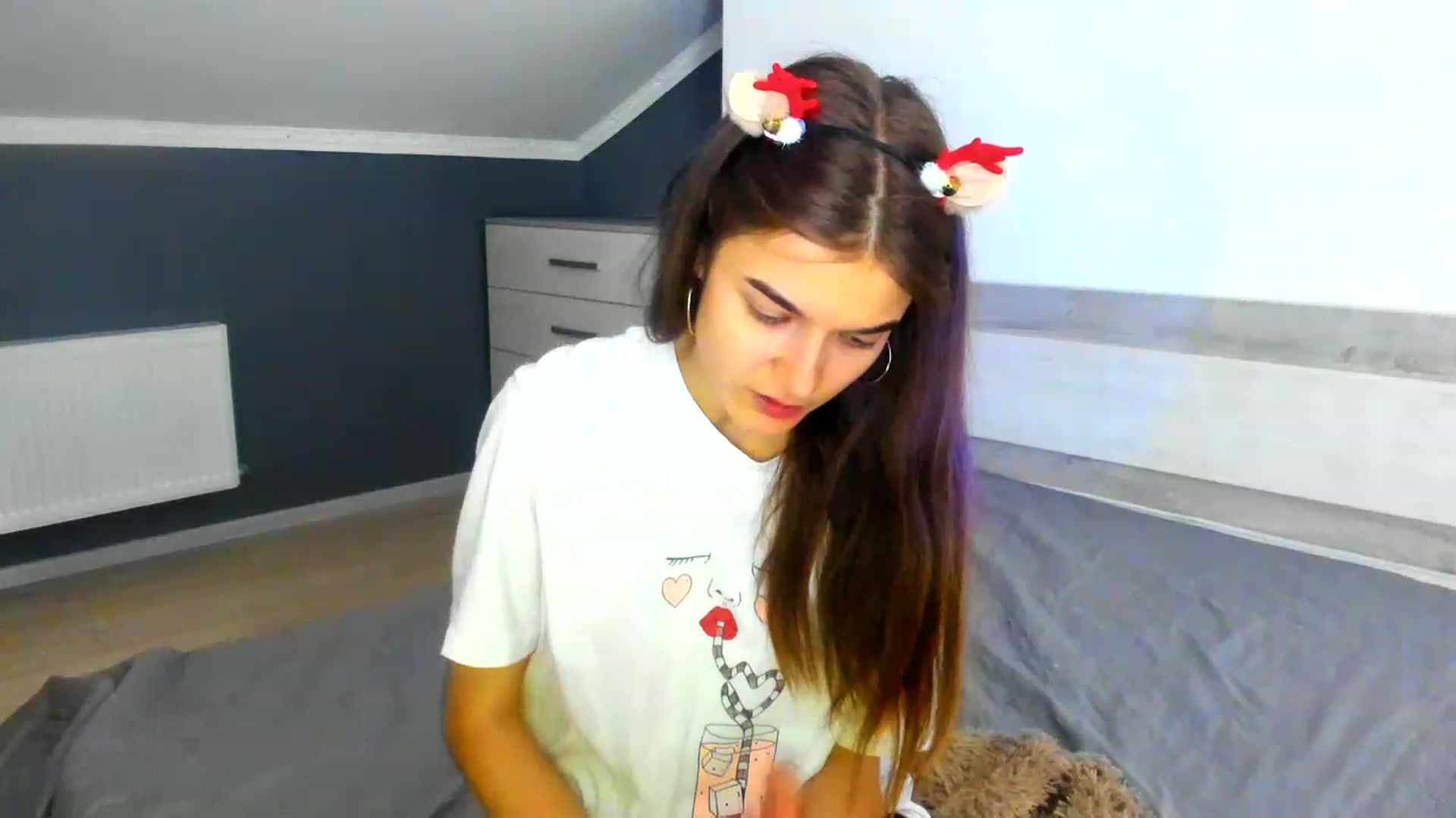 Gallery image thumbnail from TiffanyShinee's myfreecams stream on, 12/25/2022, 20:41 image 19 of 20