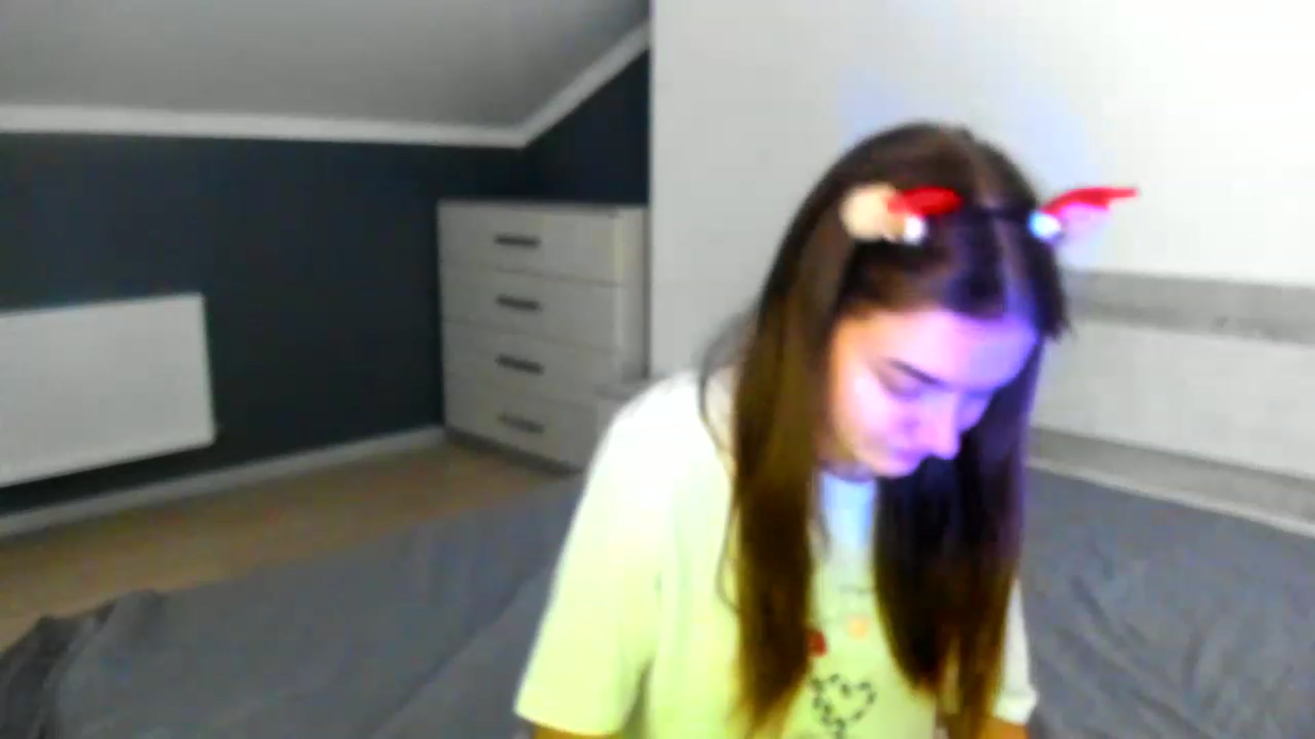 Gallery image thumbnail from TiffanyShinee's myfreecams stream on, 12/25/2022, 20:41 image 15 of 20