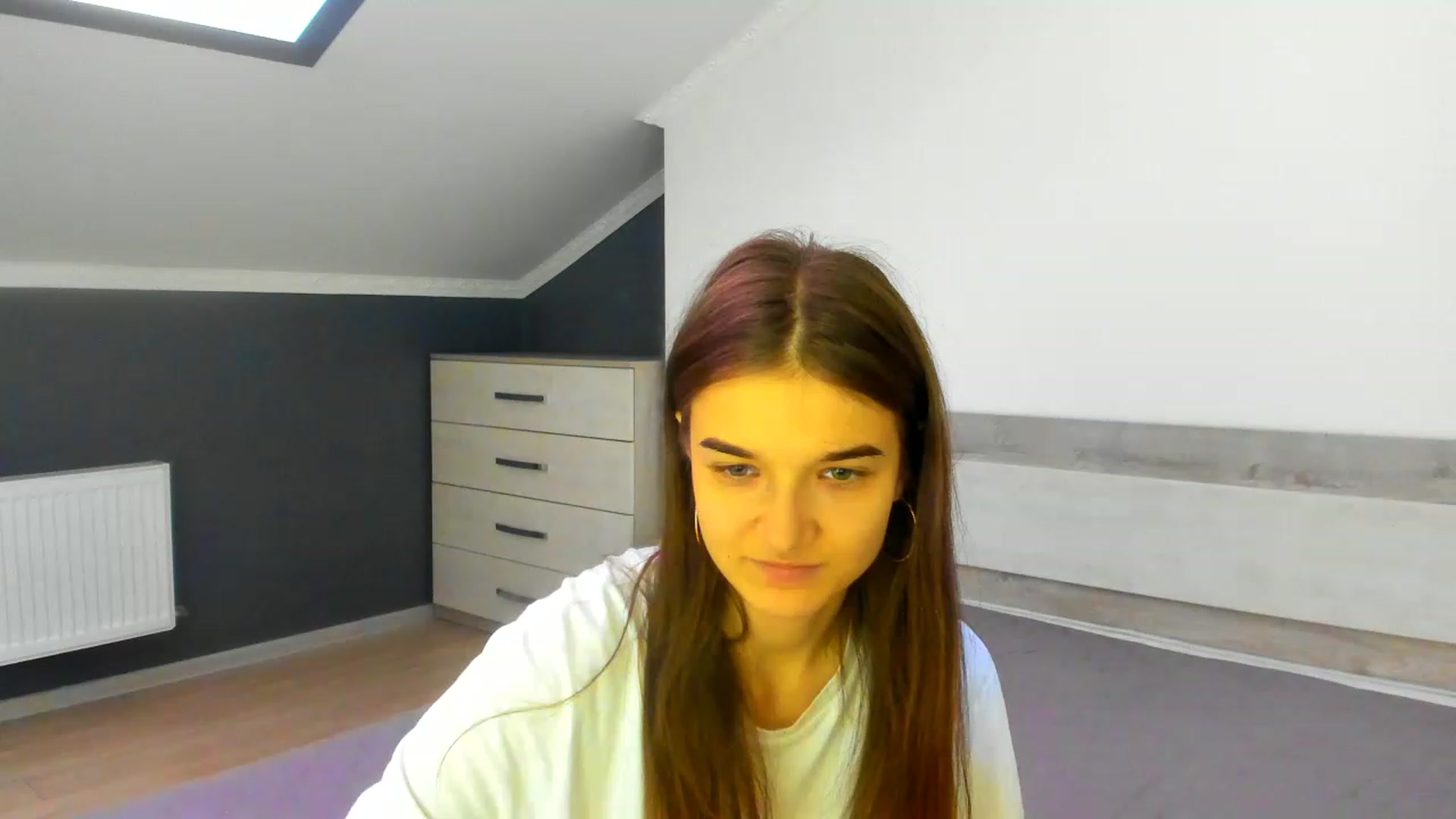 Gallery image thumbnail from TiffanyShinee's myfreecams stream on, 12/26/2022, 13:12 image 20 of 20