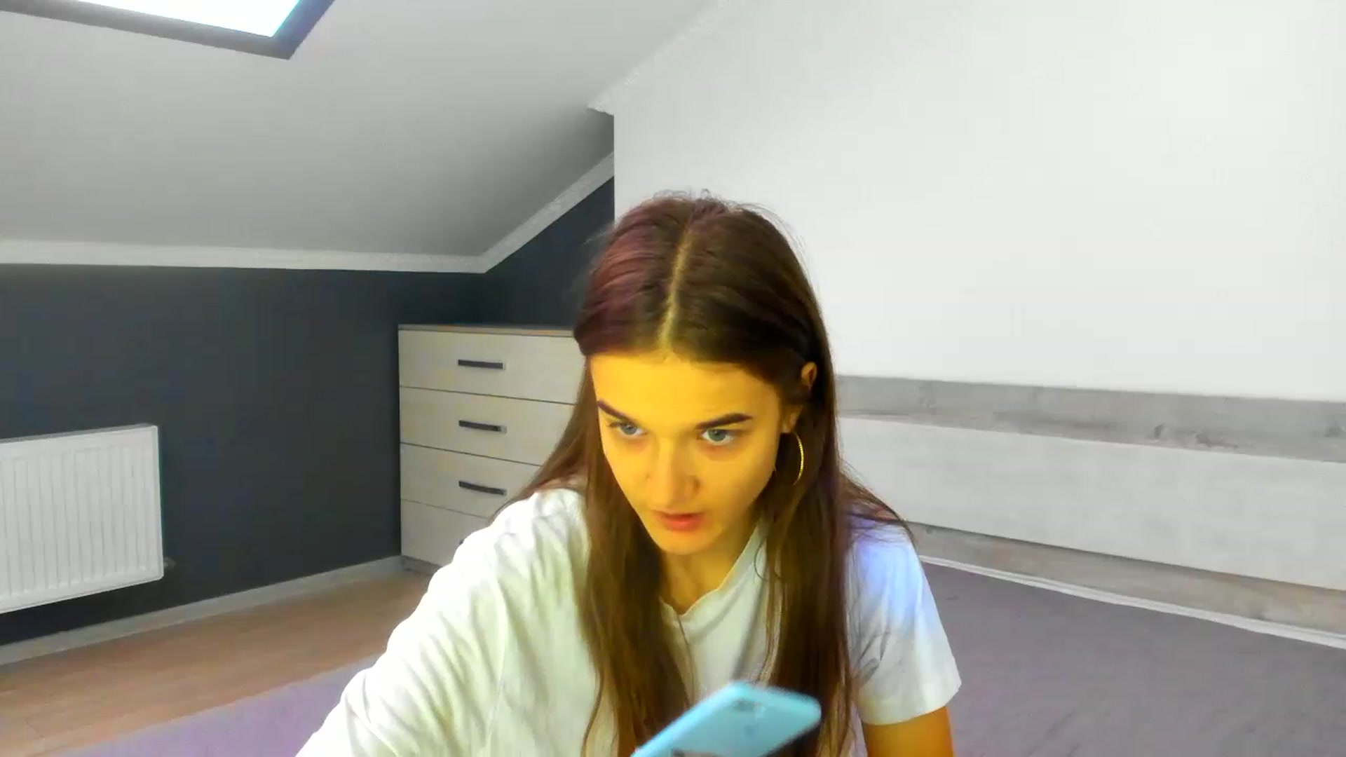Gallery image thumbnail from TiffanyShinee's myfreecams stream on, 12/26/2022, 13:12 image 2 of 20