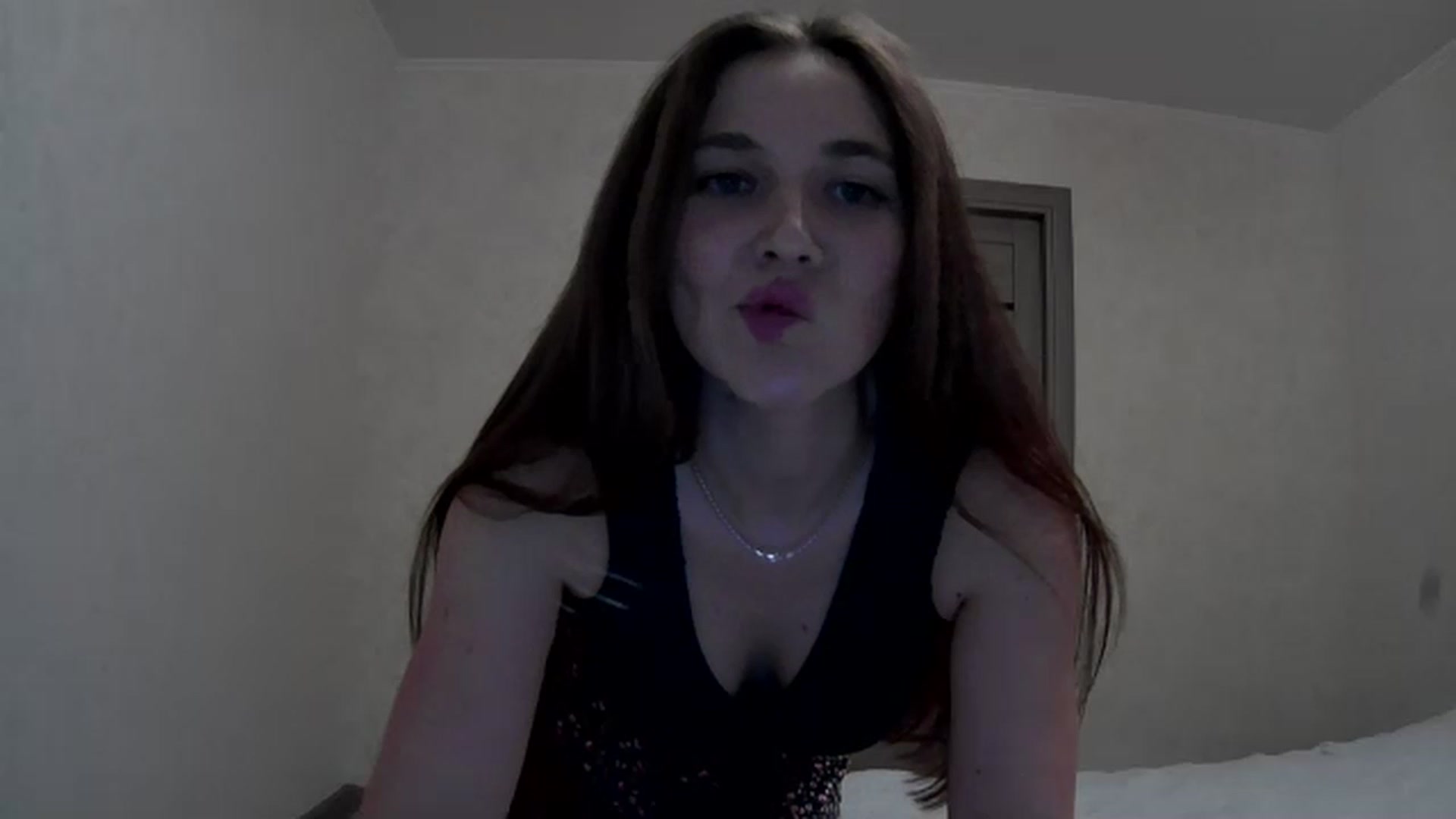 Gallery image thumbnail from Tiffany_Goldd's myfreecams stream on, 04/18/2023, 17:23 image 6 of 20