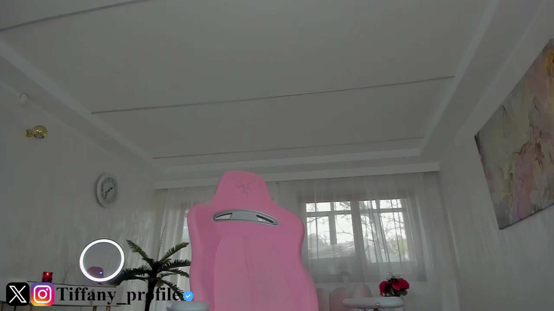 Gallery image thumbnail from Tiffany_H's myfreecams stream on, 11/13/2025, 08:56 image 12 of 20