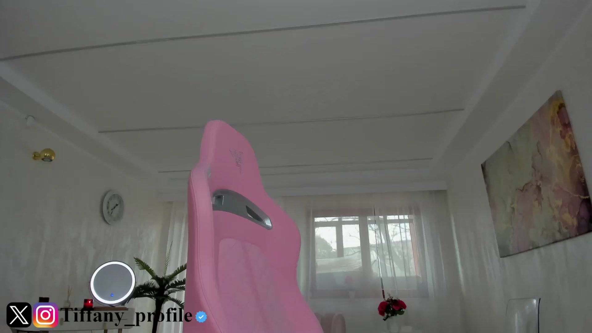 Gallery image thumbnail from Tiffany_H's myfreecams stream on, 11/26/2025, 12:02 image 10 of 20