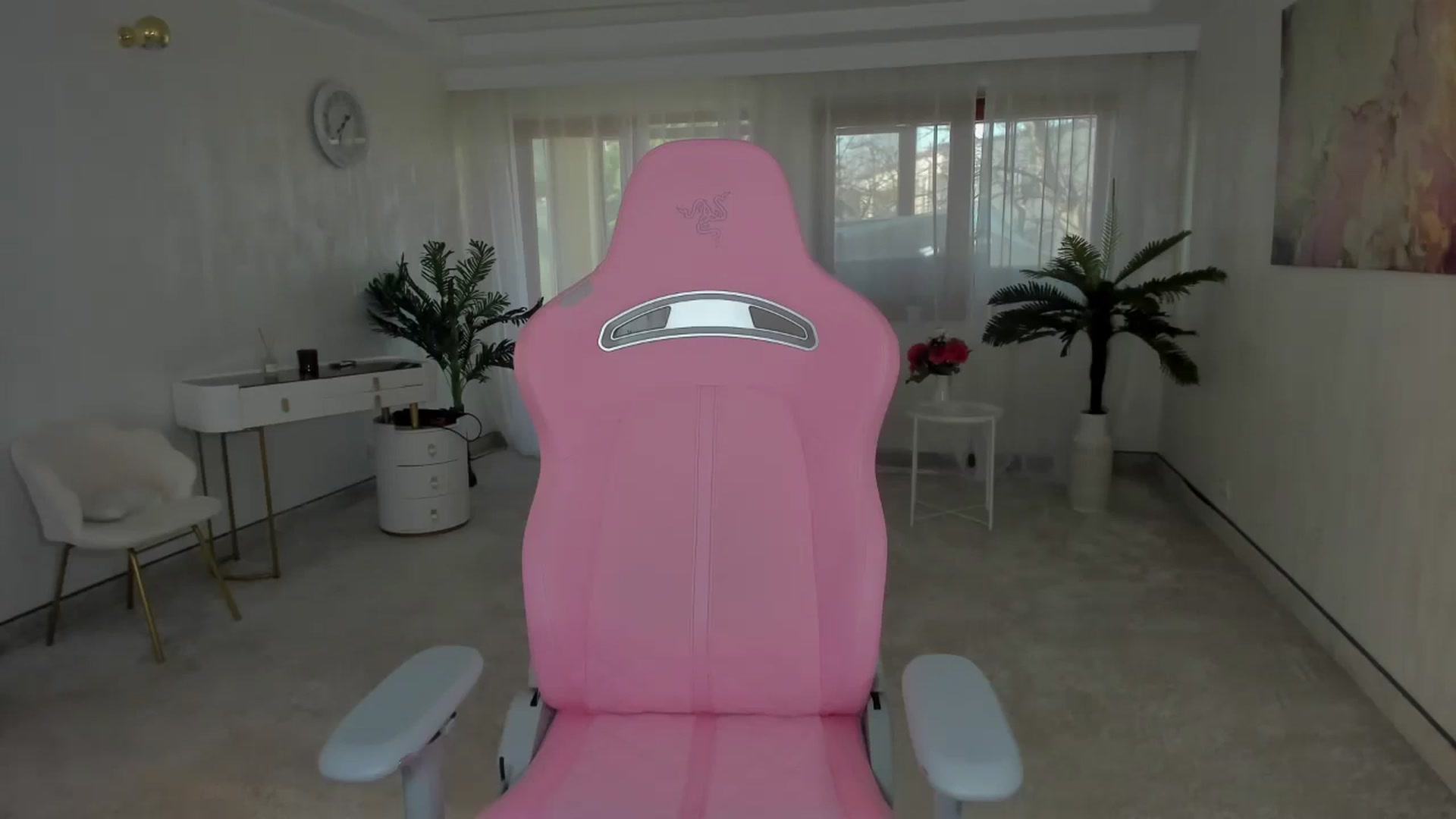 Gallery image thumbnail from Tiffany_H's myfreecams stream on, 12/13/2025, 12:07 image 4 of 20