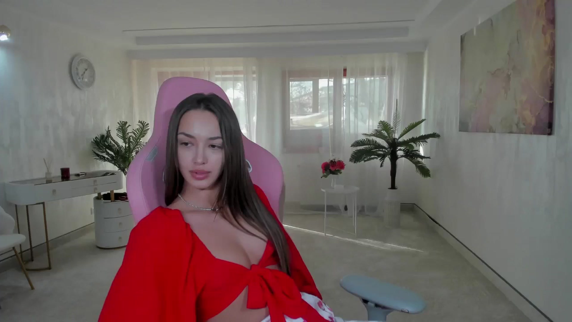 Gallery image thumbnail from Tiffany_H's myfreecams stream on, 12/13/2025, 12:07 image 19 of 20