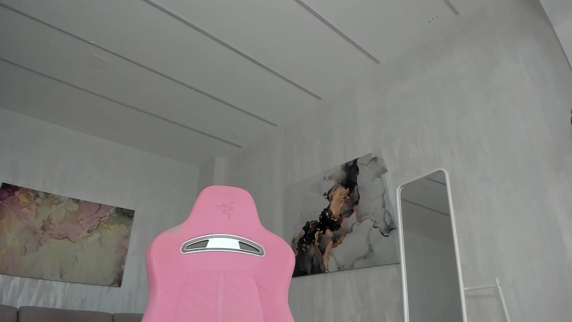 Gallery image thumbnail from Tiffany_H's myfreecams stream on, 12/27/2025, 11:05 image 19 of 20