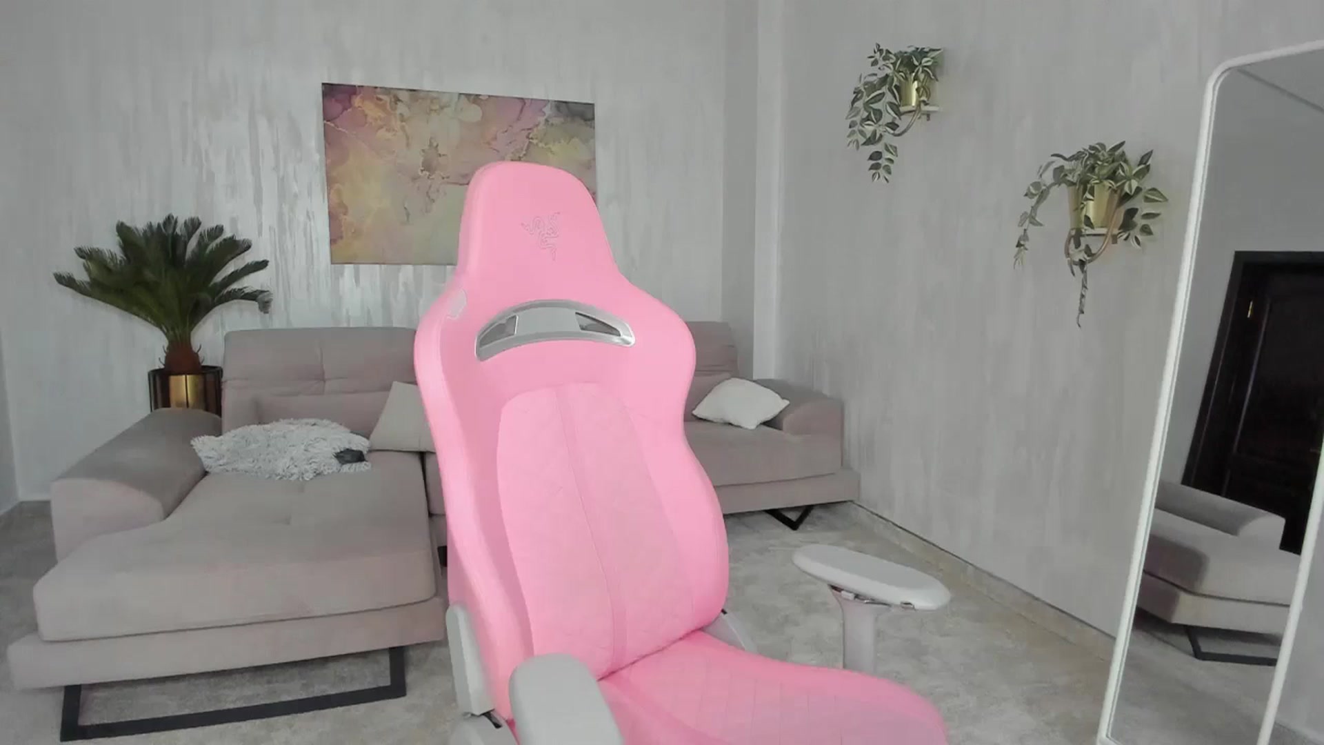 Gallery image thumbnail from Tiffany_H's myfreecams stream on, 01/04/2026, 11:29 image 16 of 20