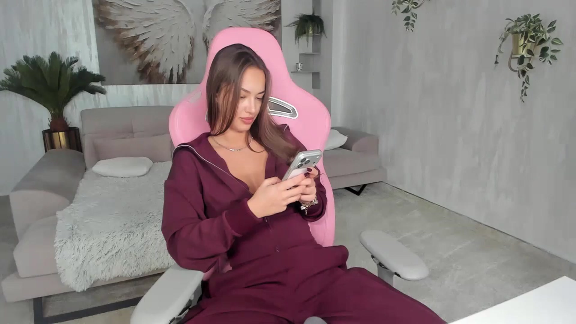 Gallery image thumbnail from Tiffany_H's myfreecams stream on, 01/10/2026, 12:32 image 19 of 20
