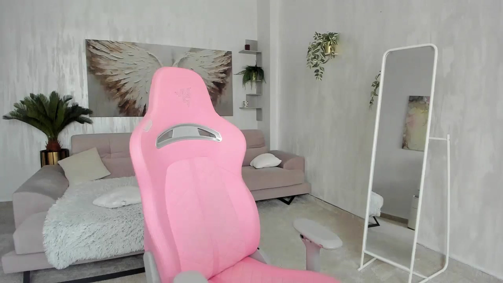 Gallery image thumbnail from Tiffany_H's myfreecams stream on, 01/18/2026, 10:05 image 2 of 20