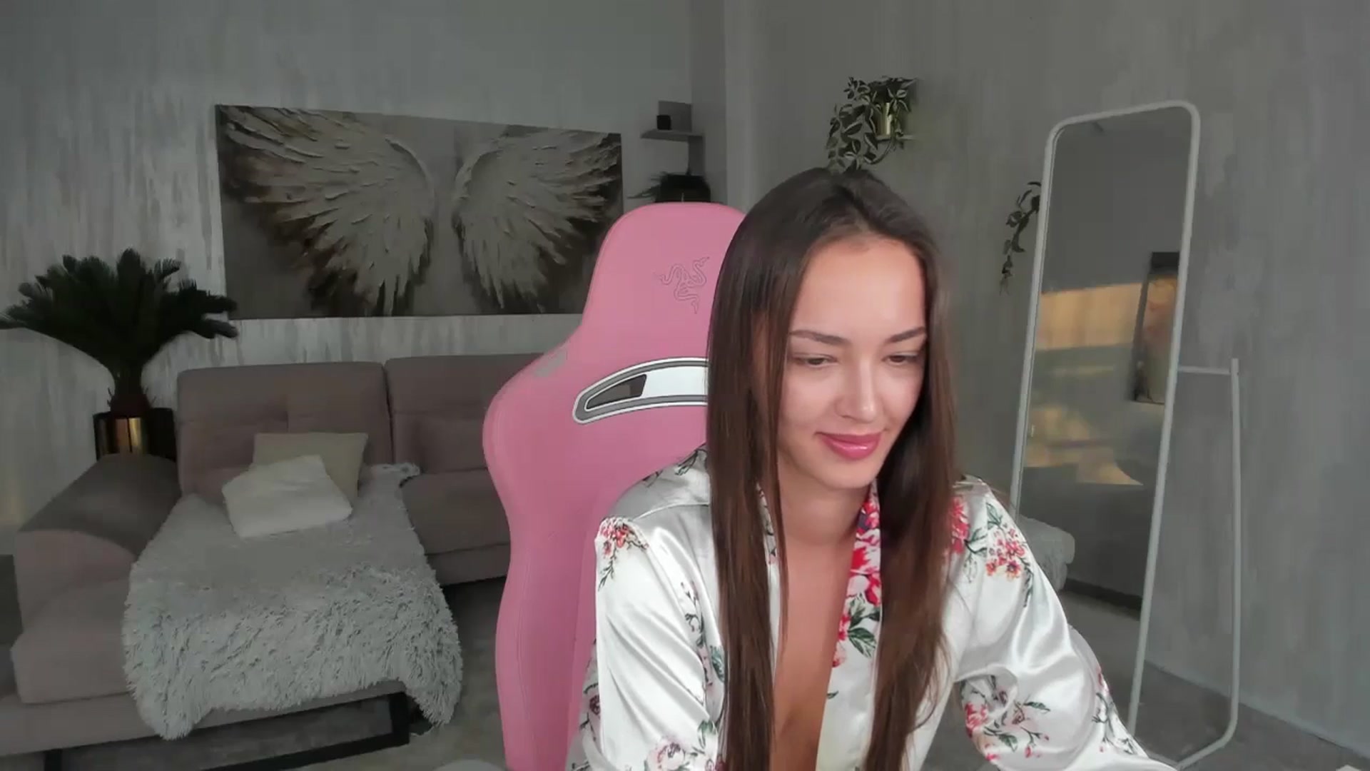 Gallery image thumbnail from Tiffany_H's myfreecams stream on, 01/18/2026, 14:24 image 13 of 20