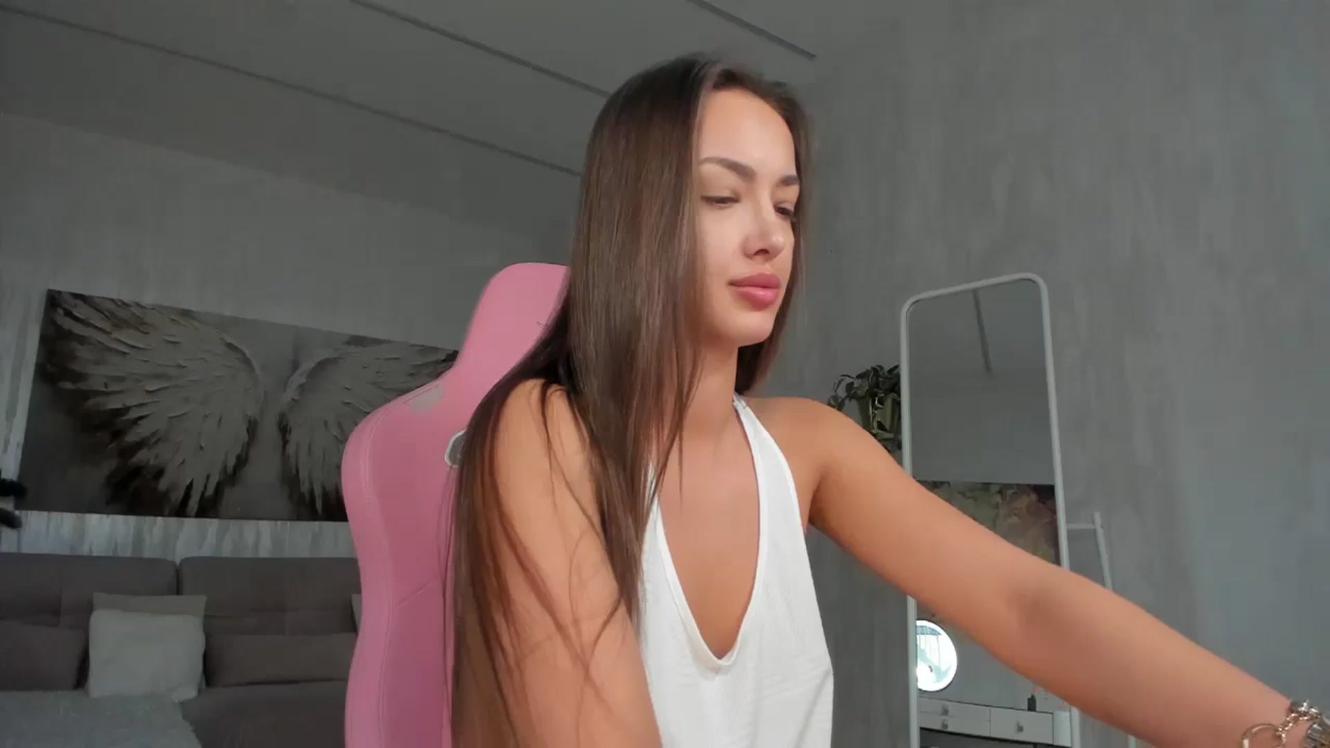 Gallery image thumbnail from Tiffany_H's myfreecams stream on, 01/30/2026, 11:40 image 6 of 20