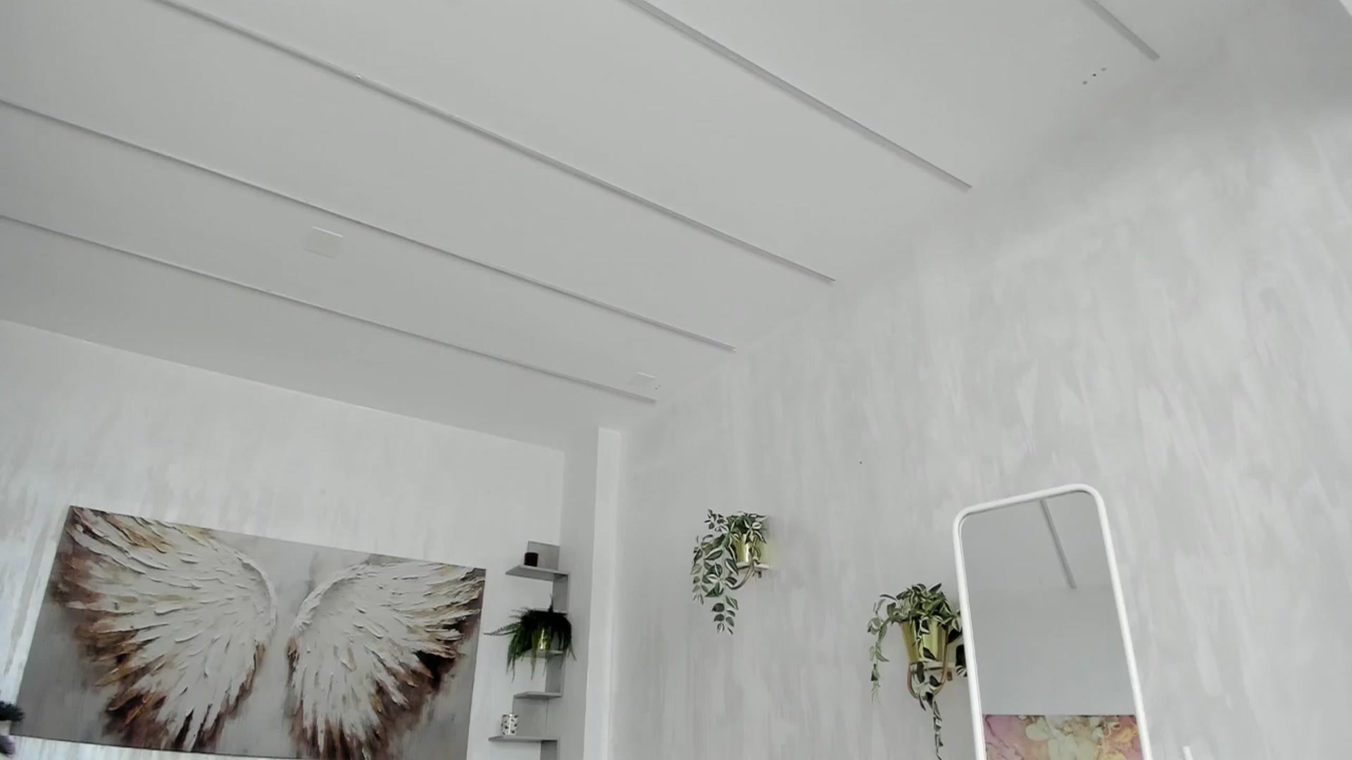 Gallery image thumbnail from Tiffany_H's myfreecams stream on, 02/04/2026, 11:19 image 18 of 20