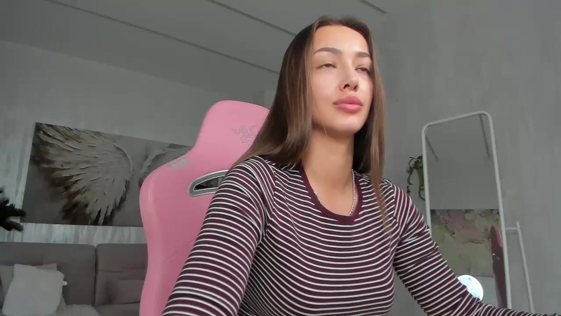 Gallery image thumbnail from Tiffany_H's myfreecams stream on, 02/07/2026, 13:11 image 19 of 20