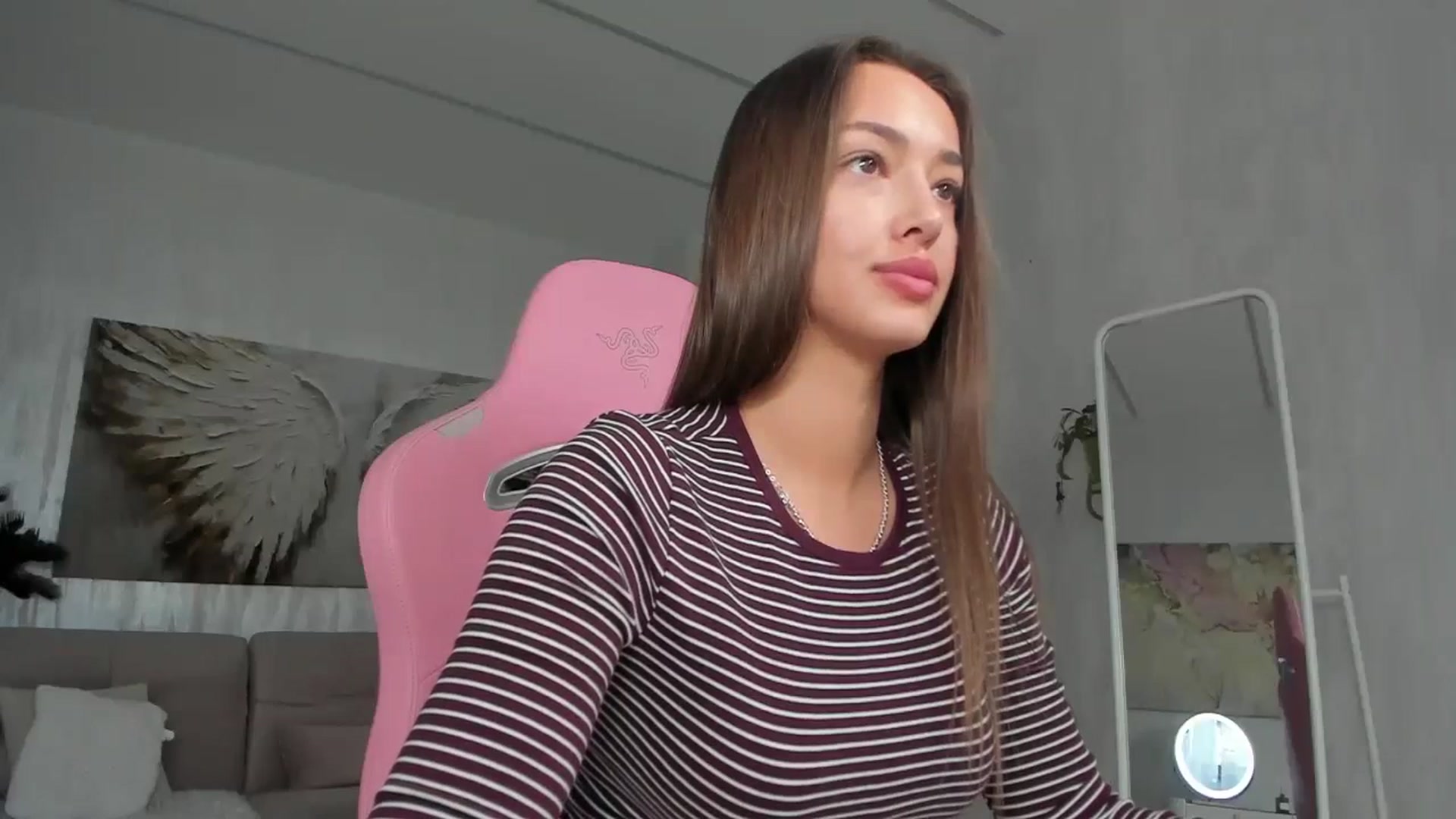 Gallery image thumbnail from Tiffany_H's myfreecams stream on, 02/07/2026, 13:11 image 15 of 20