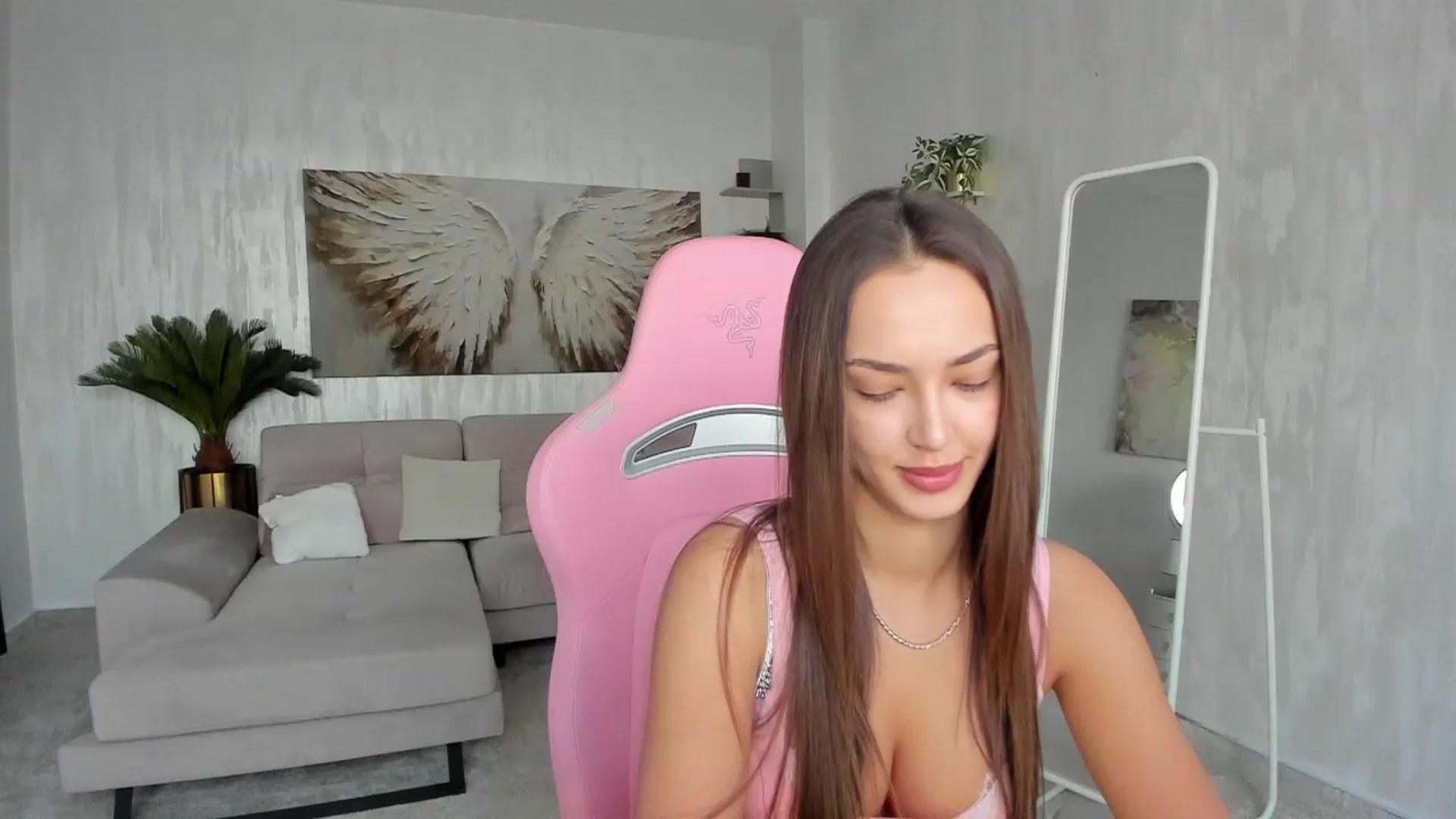 Gallery image thumbnail from Tiffany_H's myfreecams stream on, 02/12/2026, 08:12 image 14 of 20