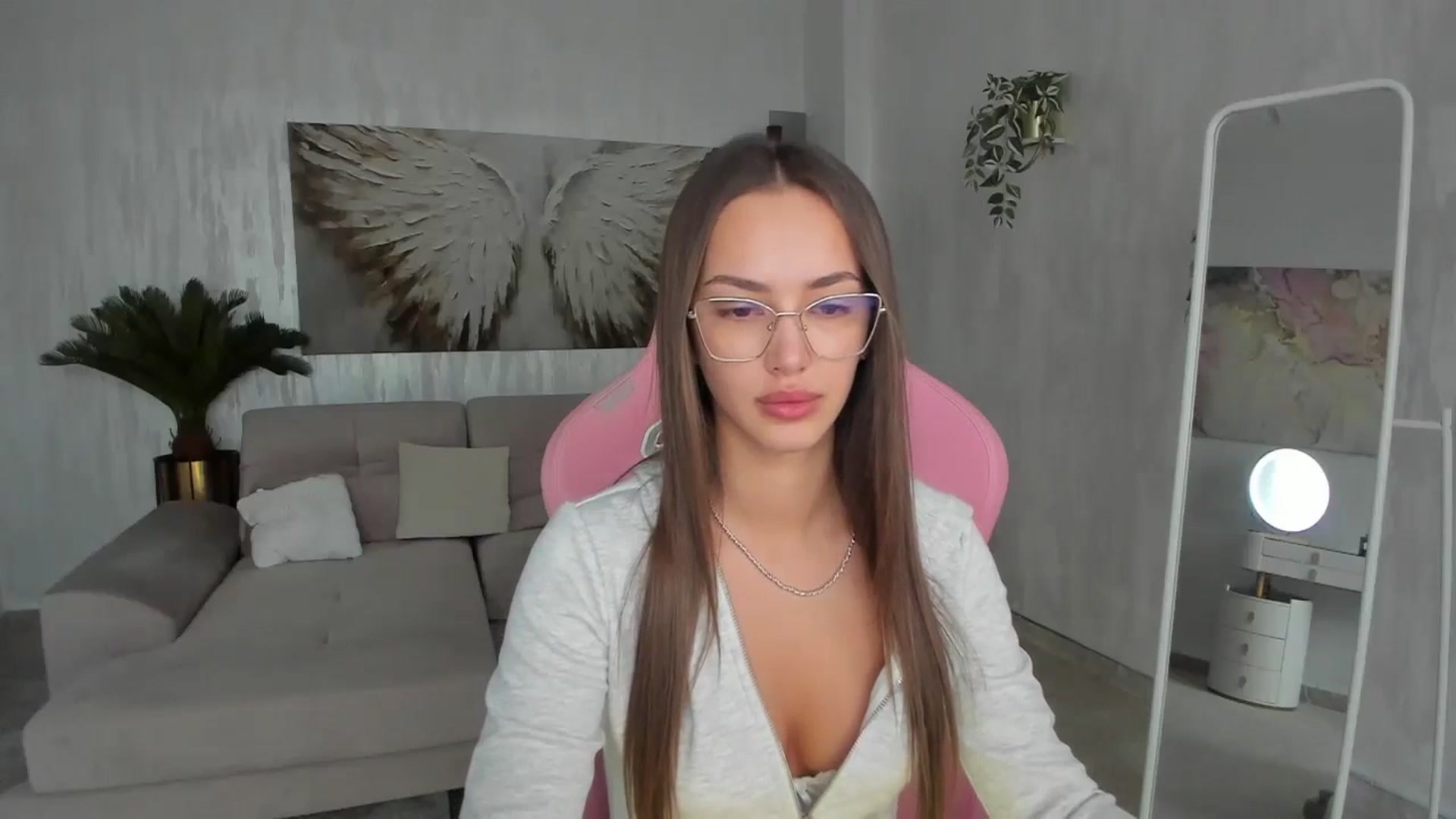 Gallery image thumbnail from Tiffany_H's myfreecams stream on, 02/13/2026, 08:40 image 4 of 20